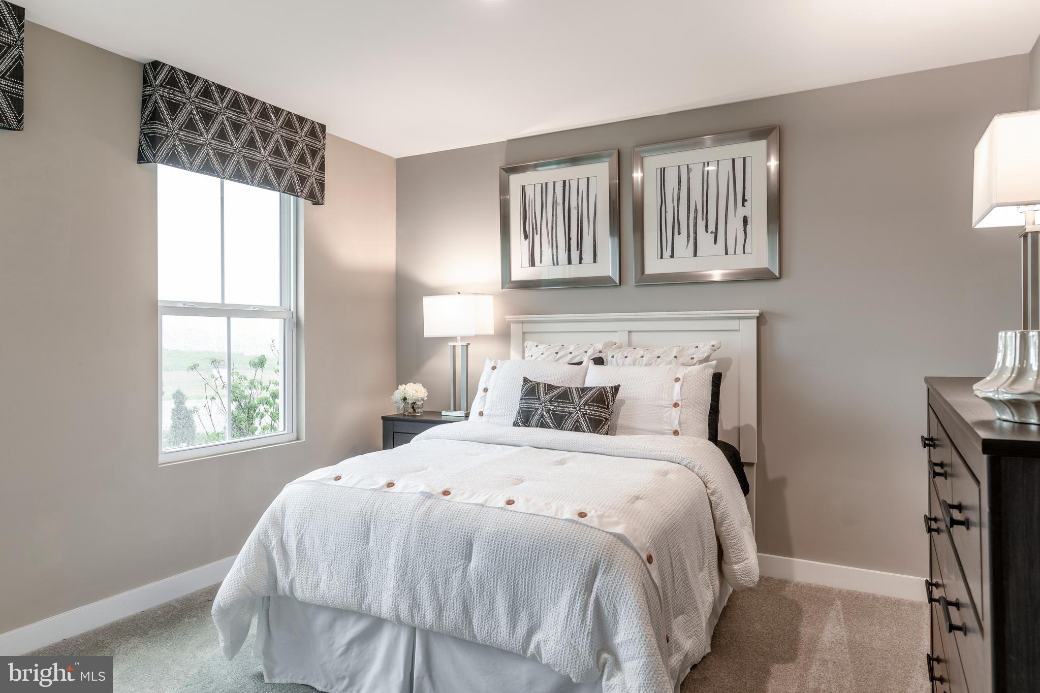 THE LAKES AT MARTINSBURG - Residential