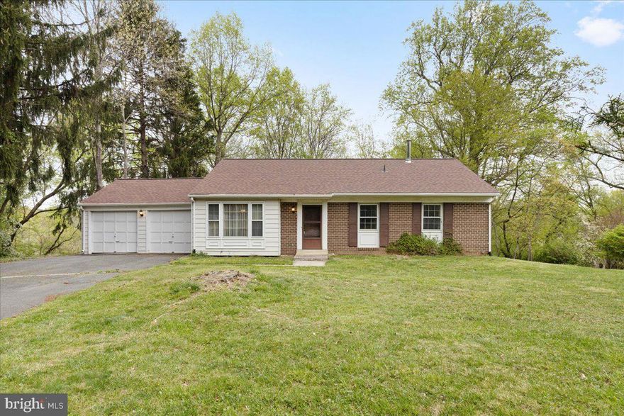 Charming 3 bedroom, 2 bathroom home in the desirable Font Hill Manor neighborhood! The spacious living room is perfect for relaxation or gathering with loved ones, while the separate formal dining room provides space for hosting dinners and celebrations. Downstairs, the partially finished lower level with walk-out access to the yard offers endless possibilities for recreation or additional living space. With an attached 2-car garage, convenience is at your fingertips. Roof replaced in 2017.  Enjoy the benefits of a voluntary Neighborhood Association and the proximity to Centennial Park, shopping, dining, entertainment, and major commuter routes. Gas service is available on the street, offering further convenience. Don't miss out on this incredible opportunity! Offer deadline is Wednesday, May 1st.  Property is sold as-is, this is a sweat equity opportunity.