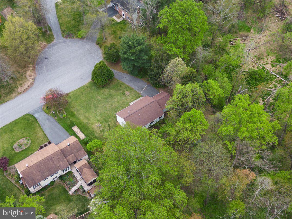 FONT HILL MANOR - Residential