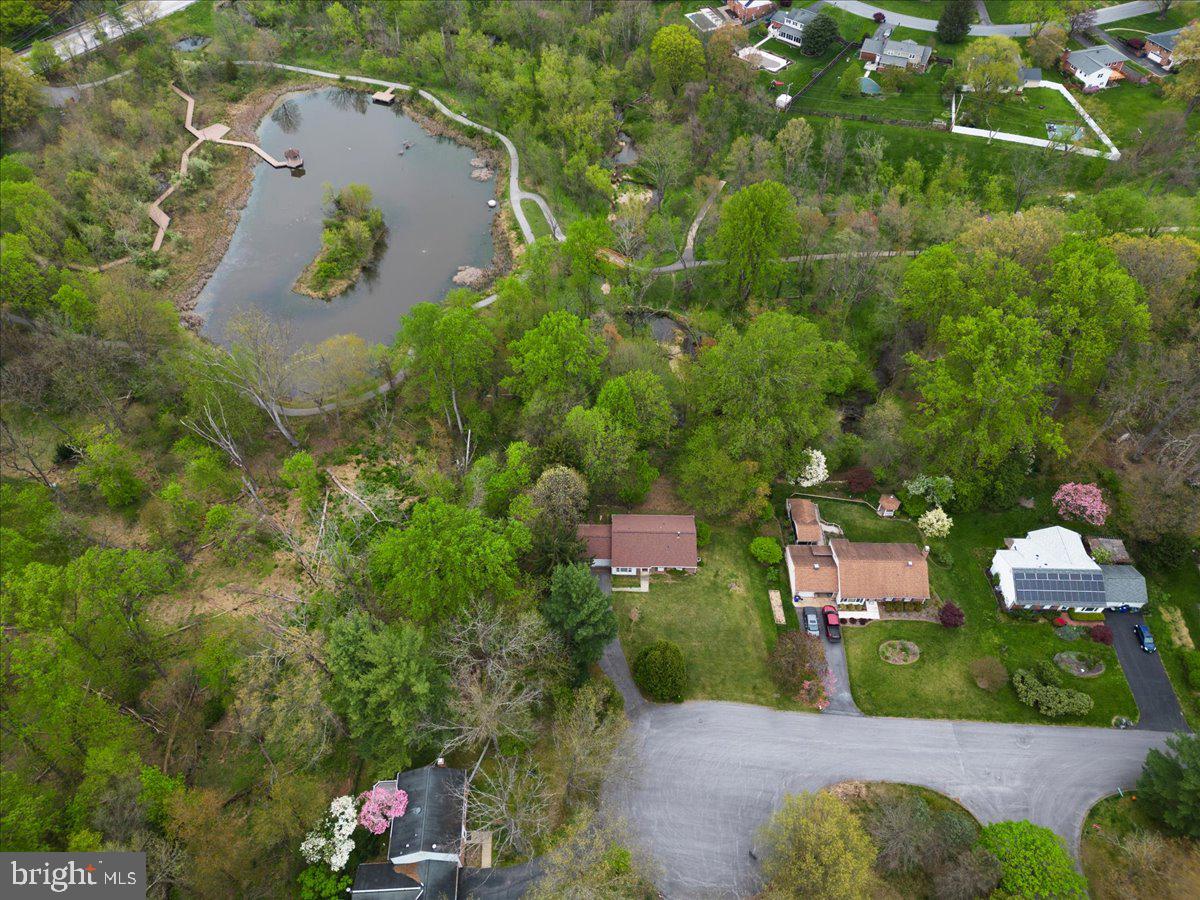 FONT HILL MANOR - Residential