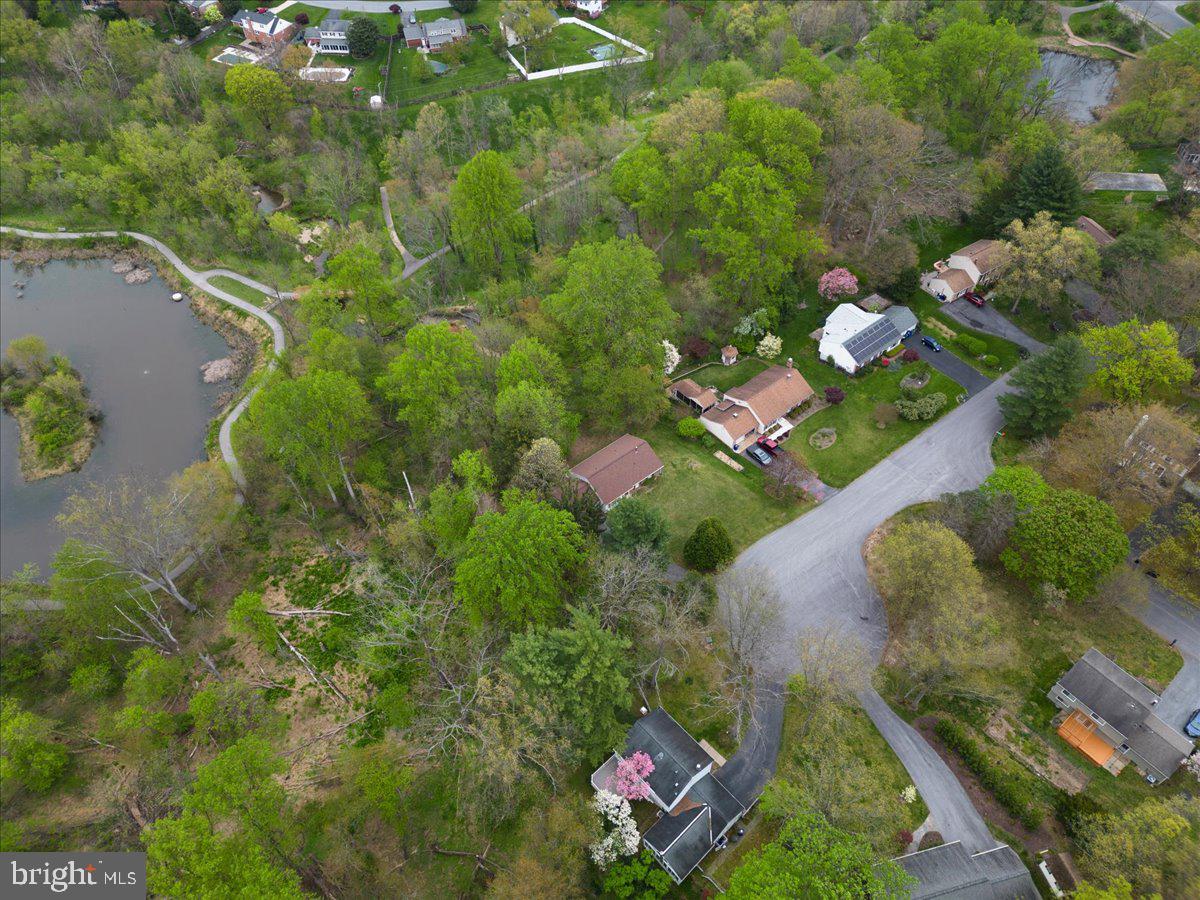 FONT HILL MANOR - Residential