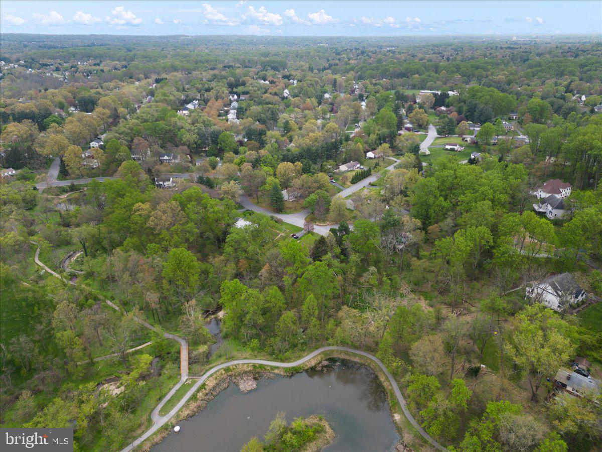 FONT HILL MANOR - Residential