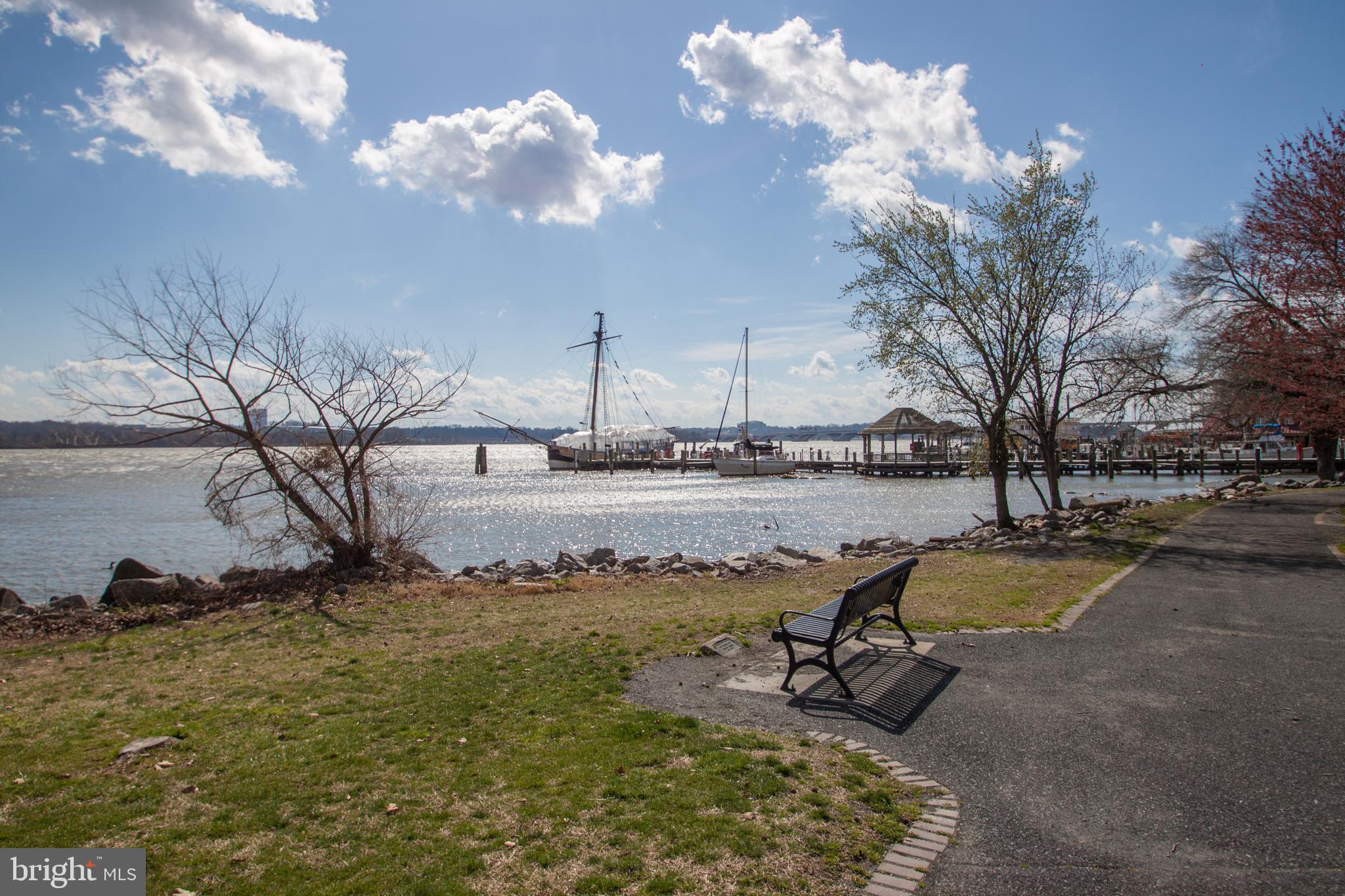 BRANDT TOWNHOUSE - Residential