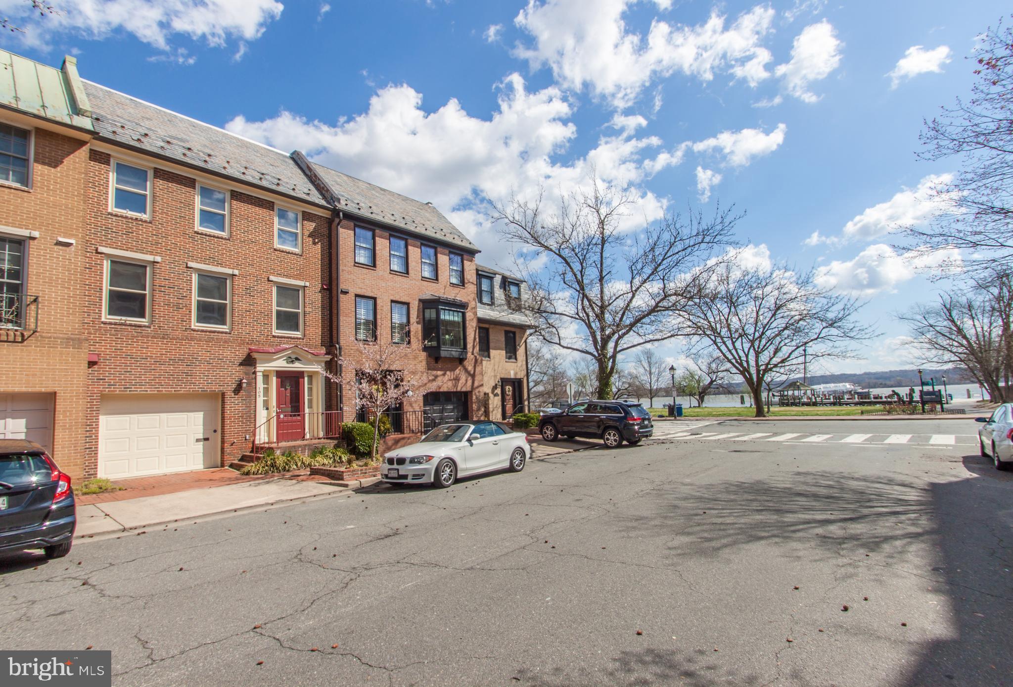 BRANDT TOWNHOUSE - Residential