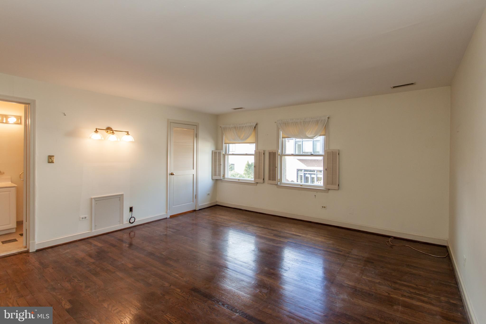 BRANDT TOWNHOUSE - Residential