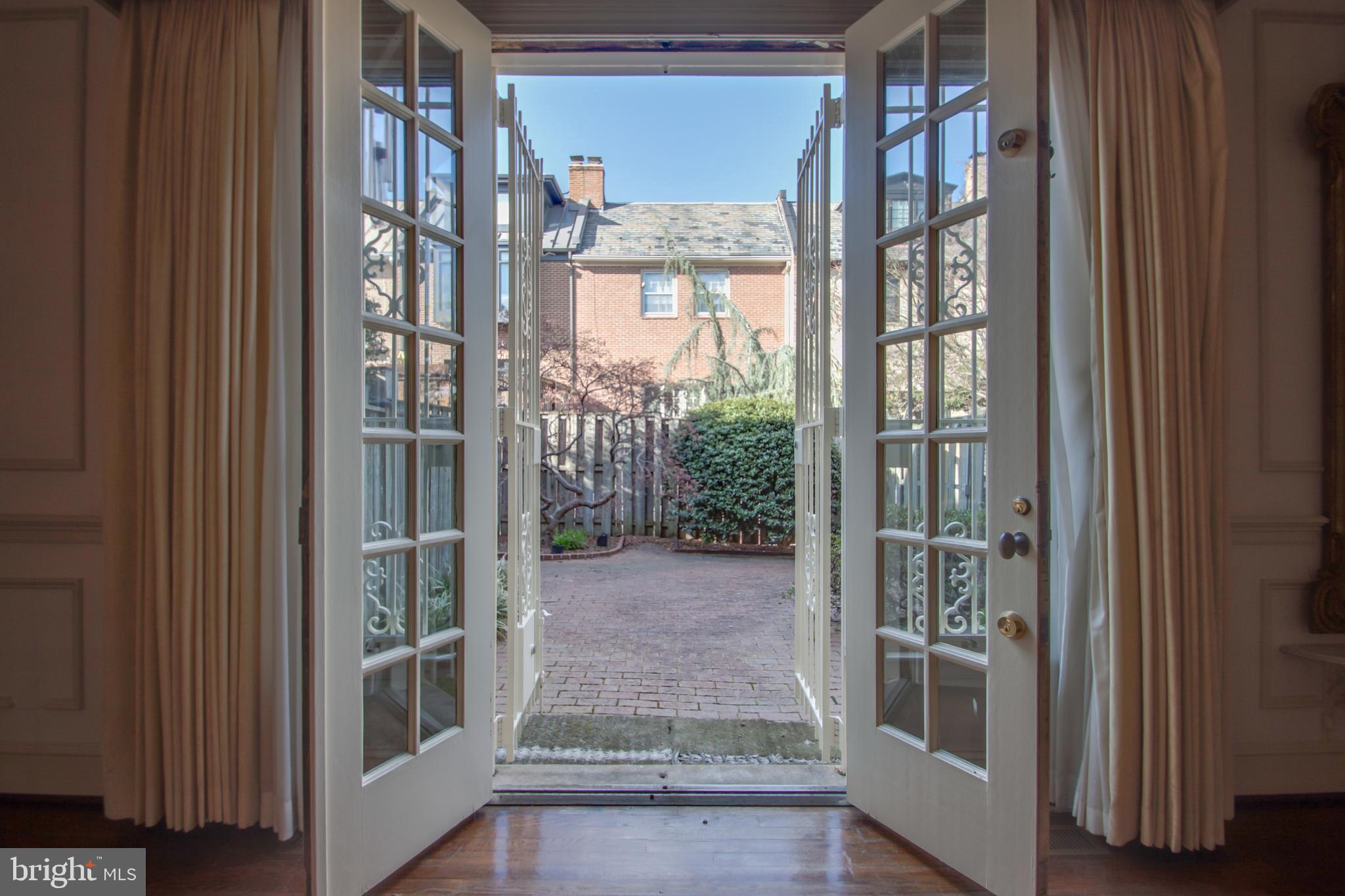 BRANDT TOWNHOUSE - Residential