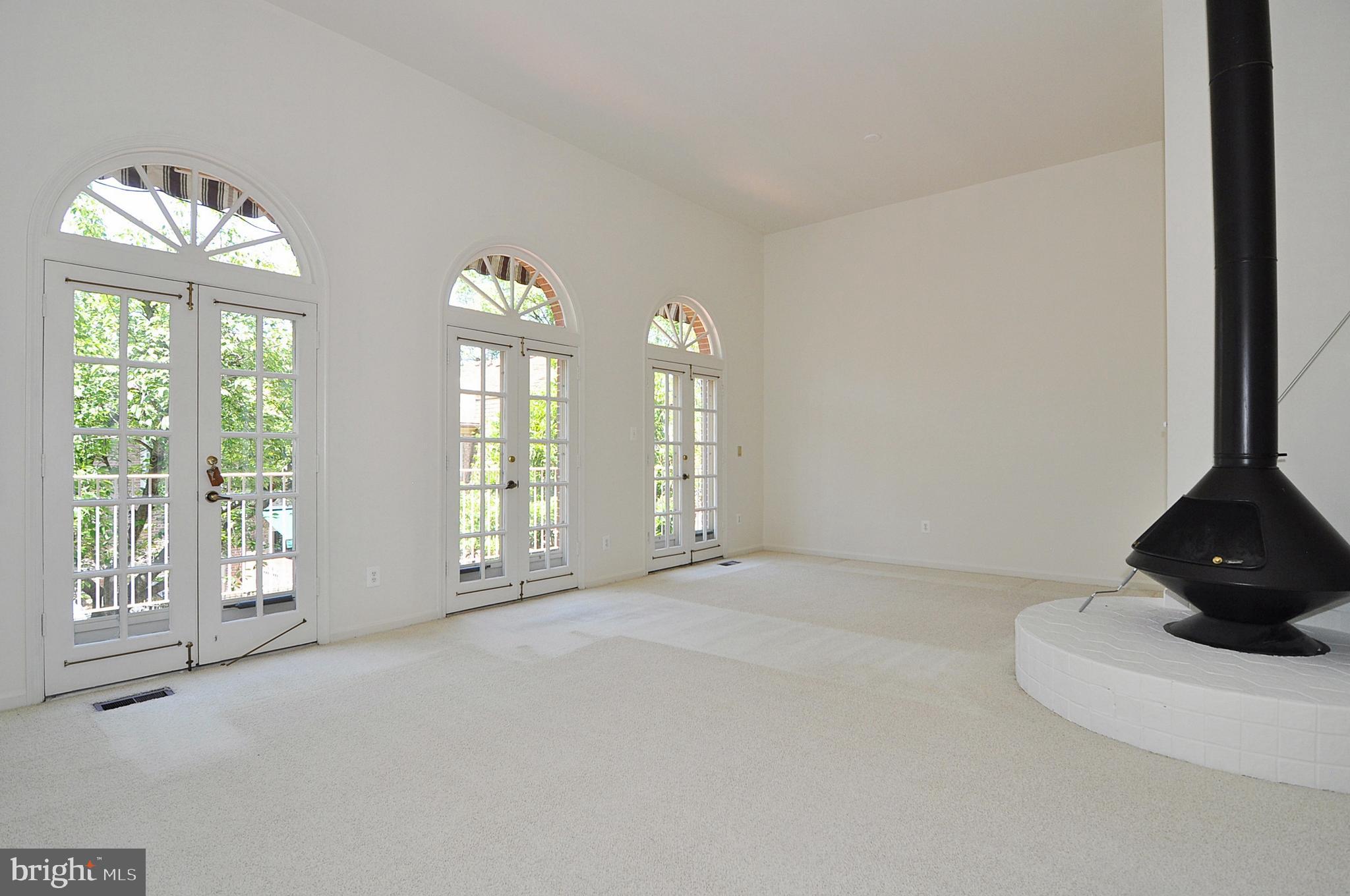 FOREST HILLS COMMONS - Residential