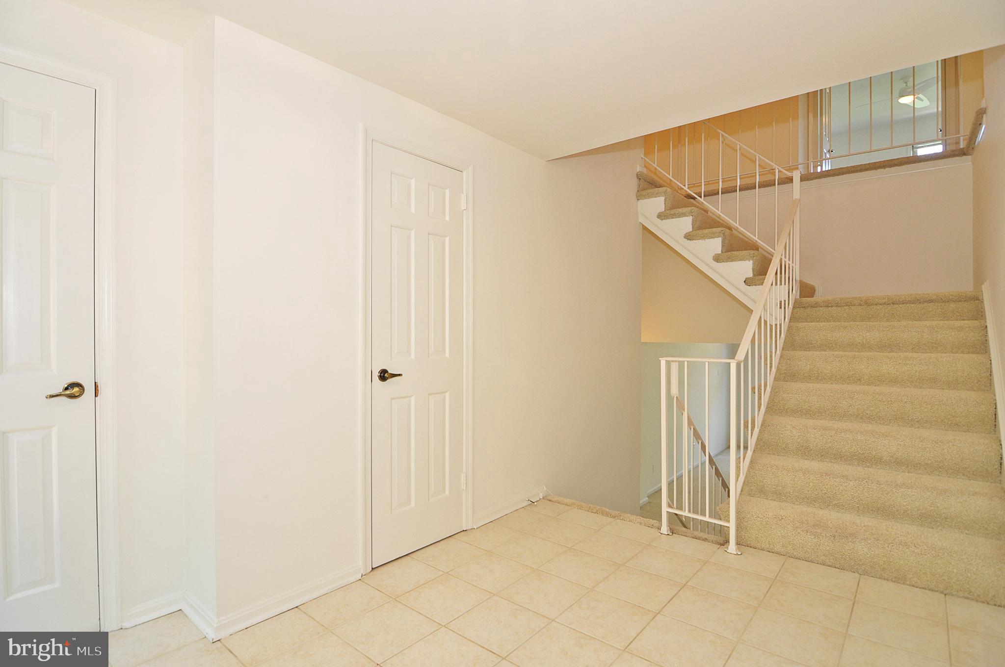 FOREST HILLS COMMONS - Residential