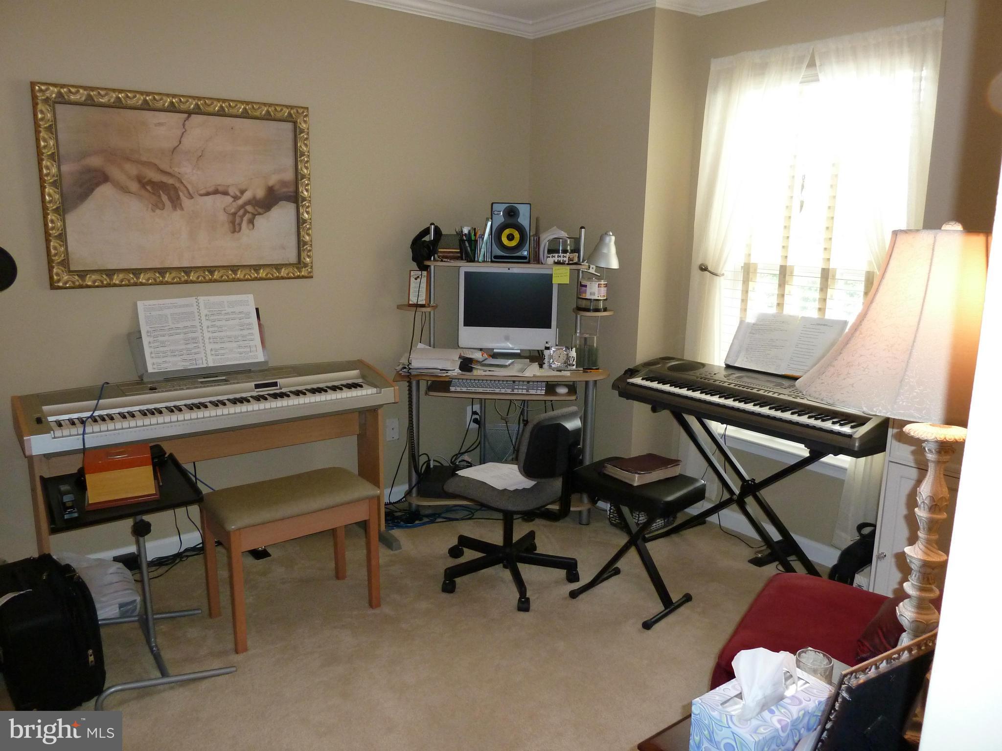 THE VILLAGES AT BRISTOL - Residential Lease