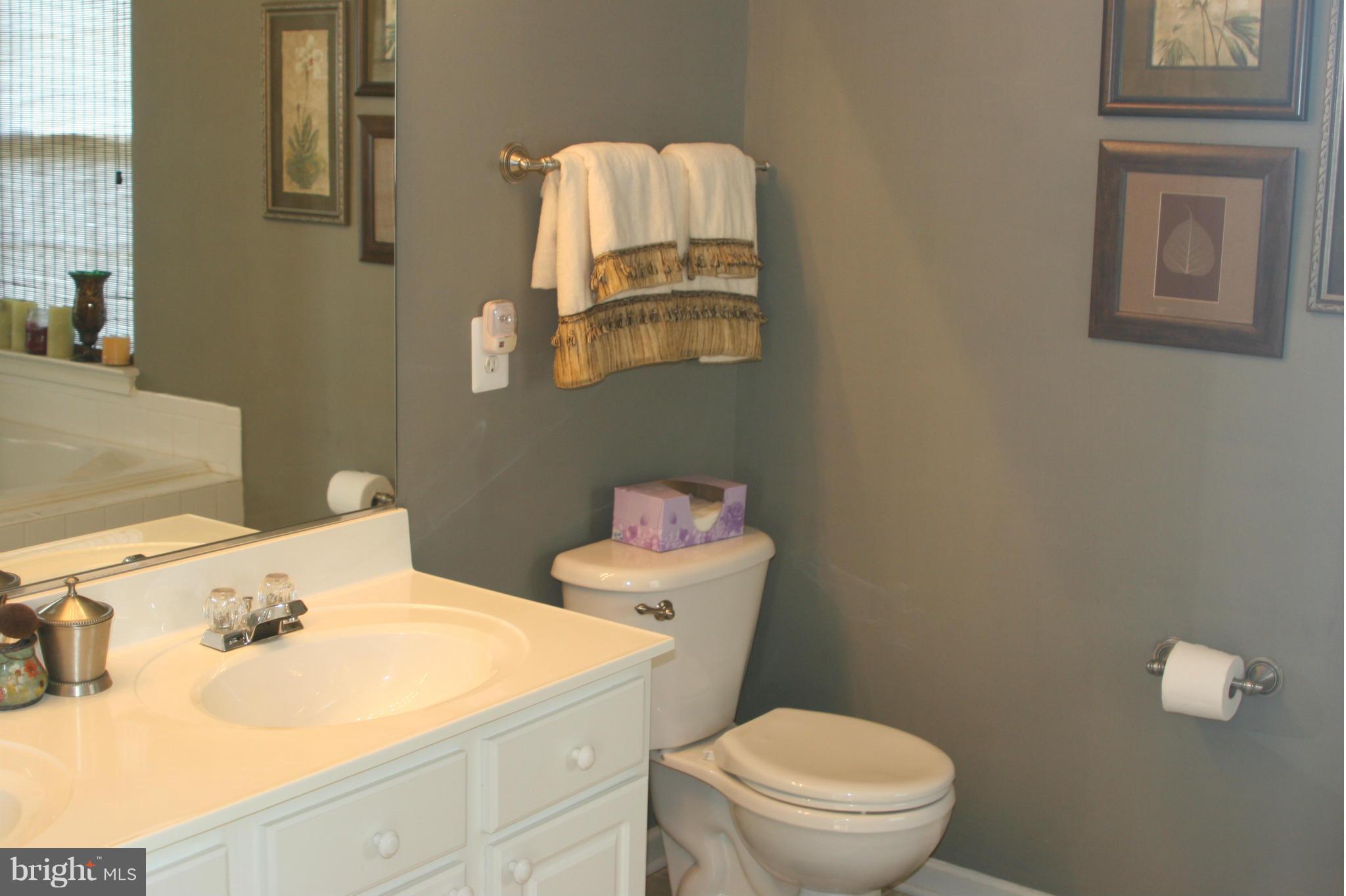 THE VILLAGES AT BRISTOL - Residential Lease