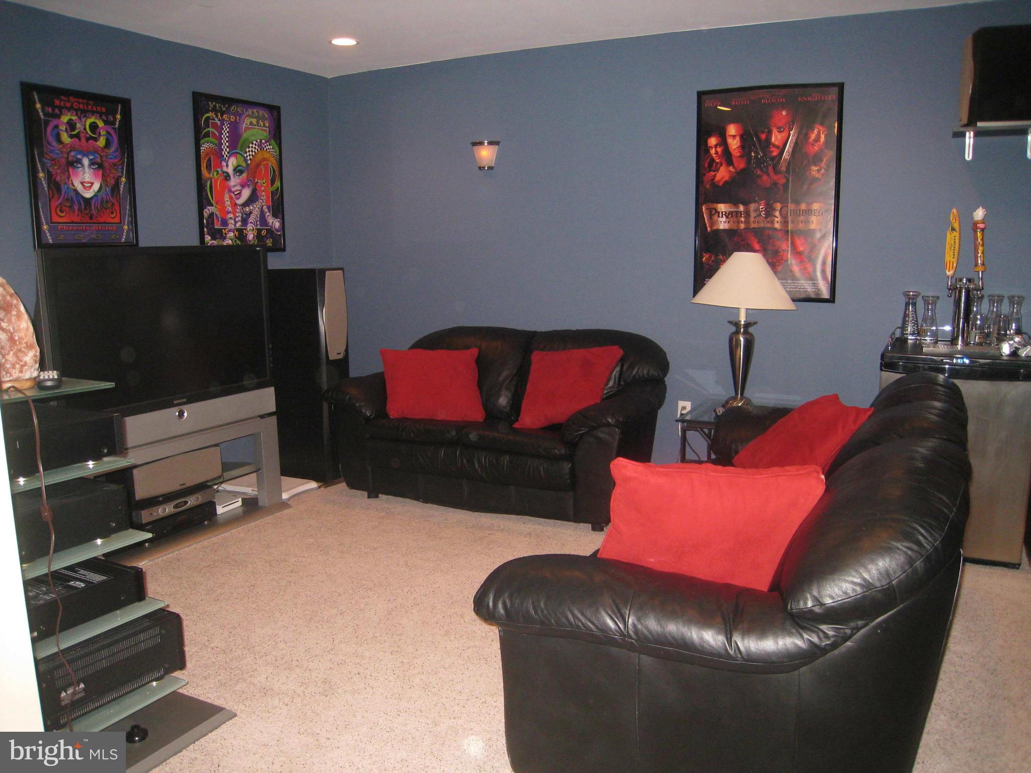 THE VILLAGES AT BRISTOL - Residential Lease