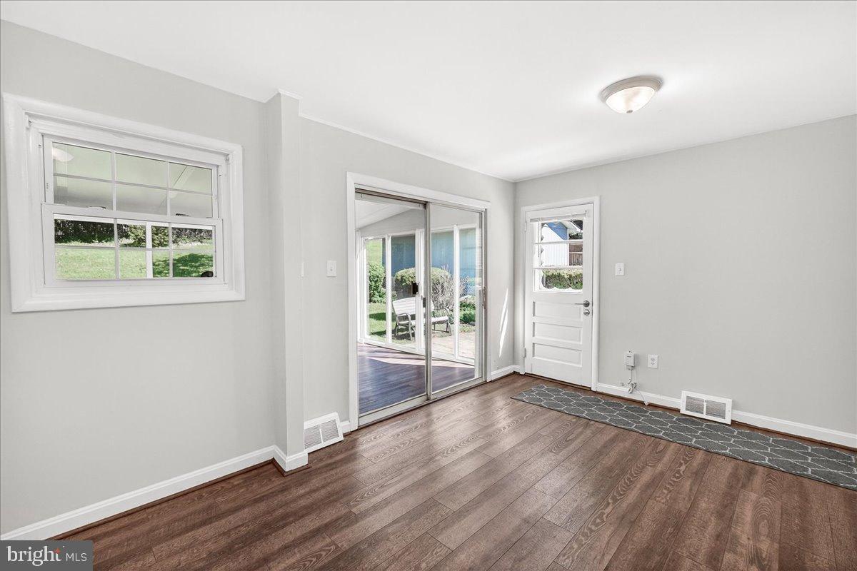 BROOKHAVEN - Residential
