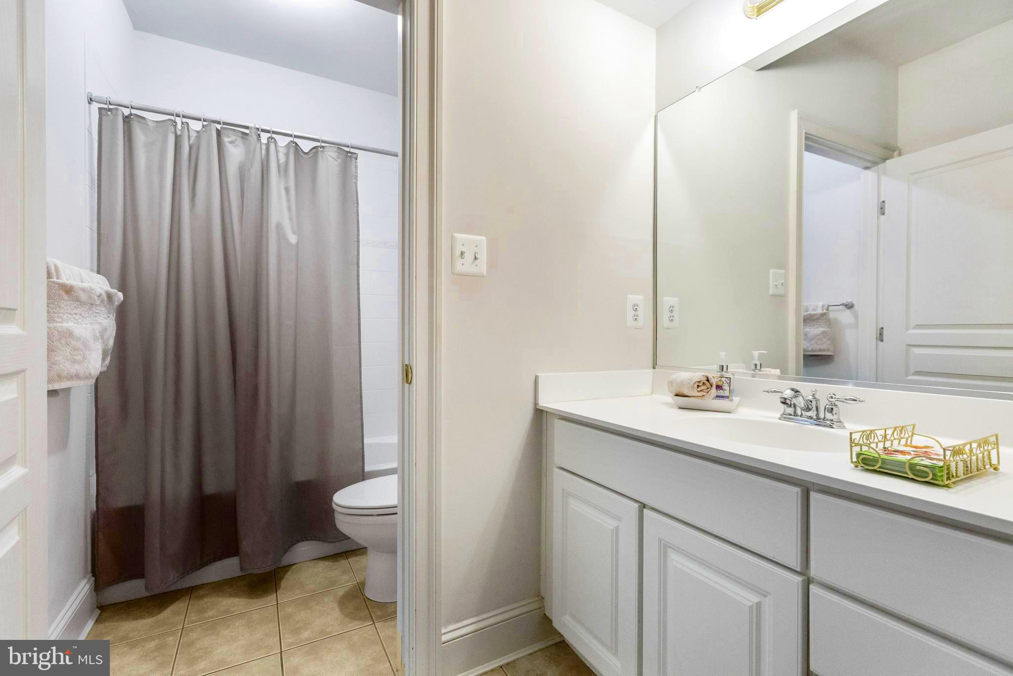 ANDERSON FARM - Residential