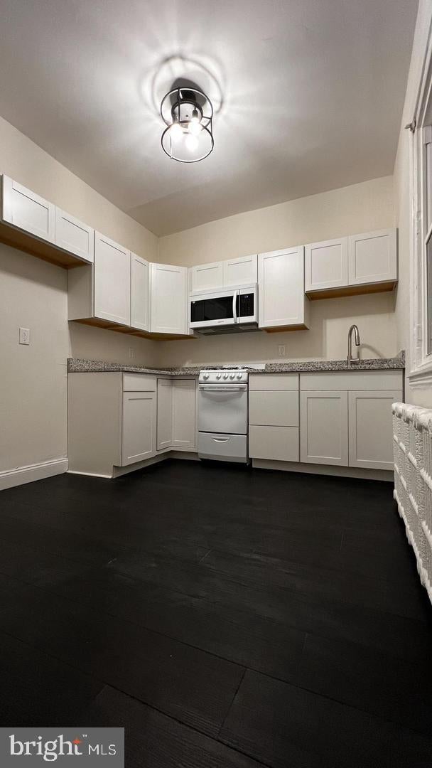 7827 MONTGOMERY AVENUE ONE BEDROOM 1E