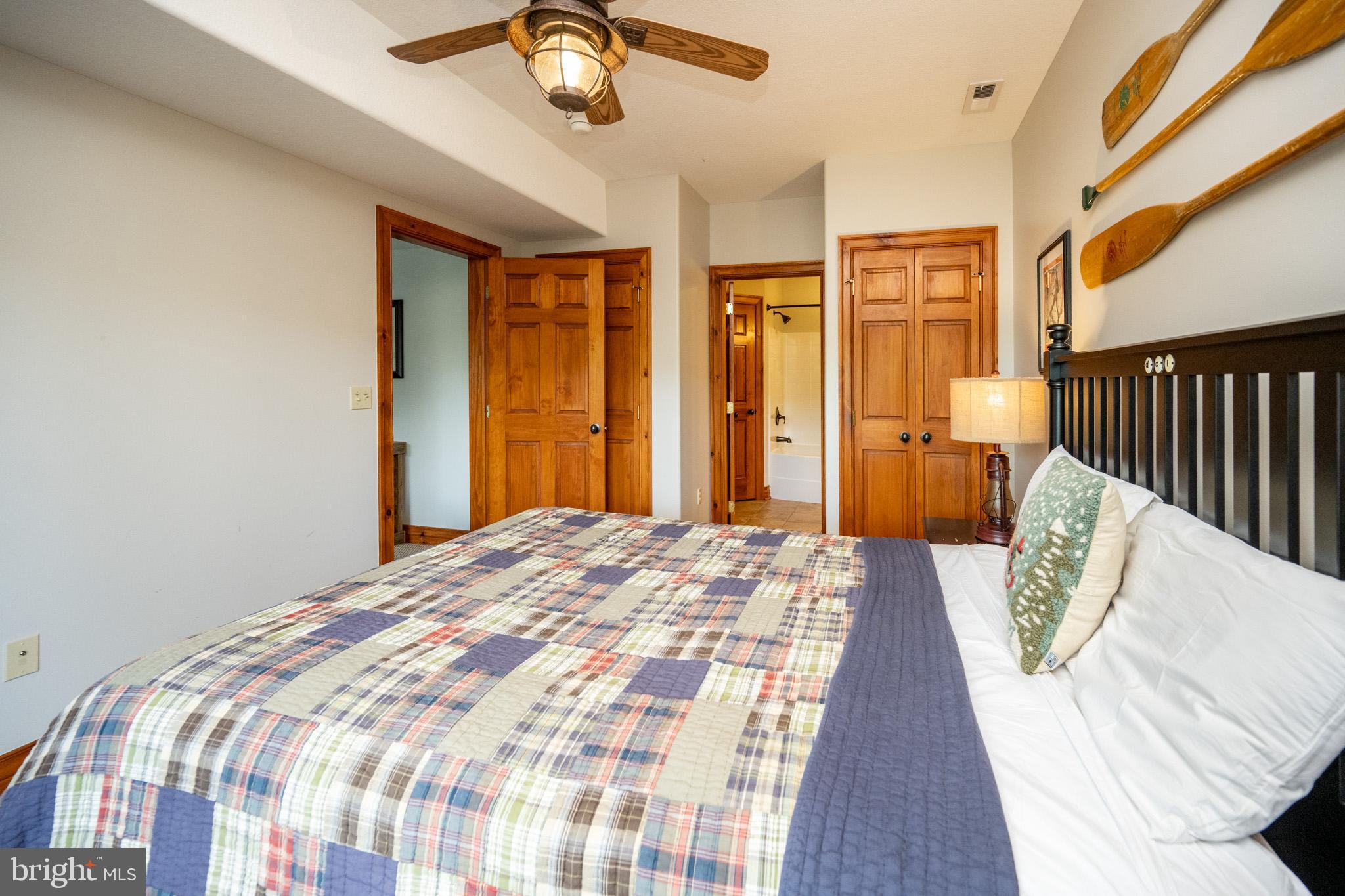 WALTONS LANDING - Residential