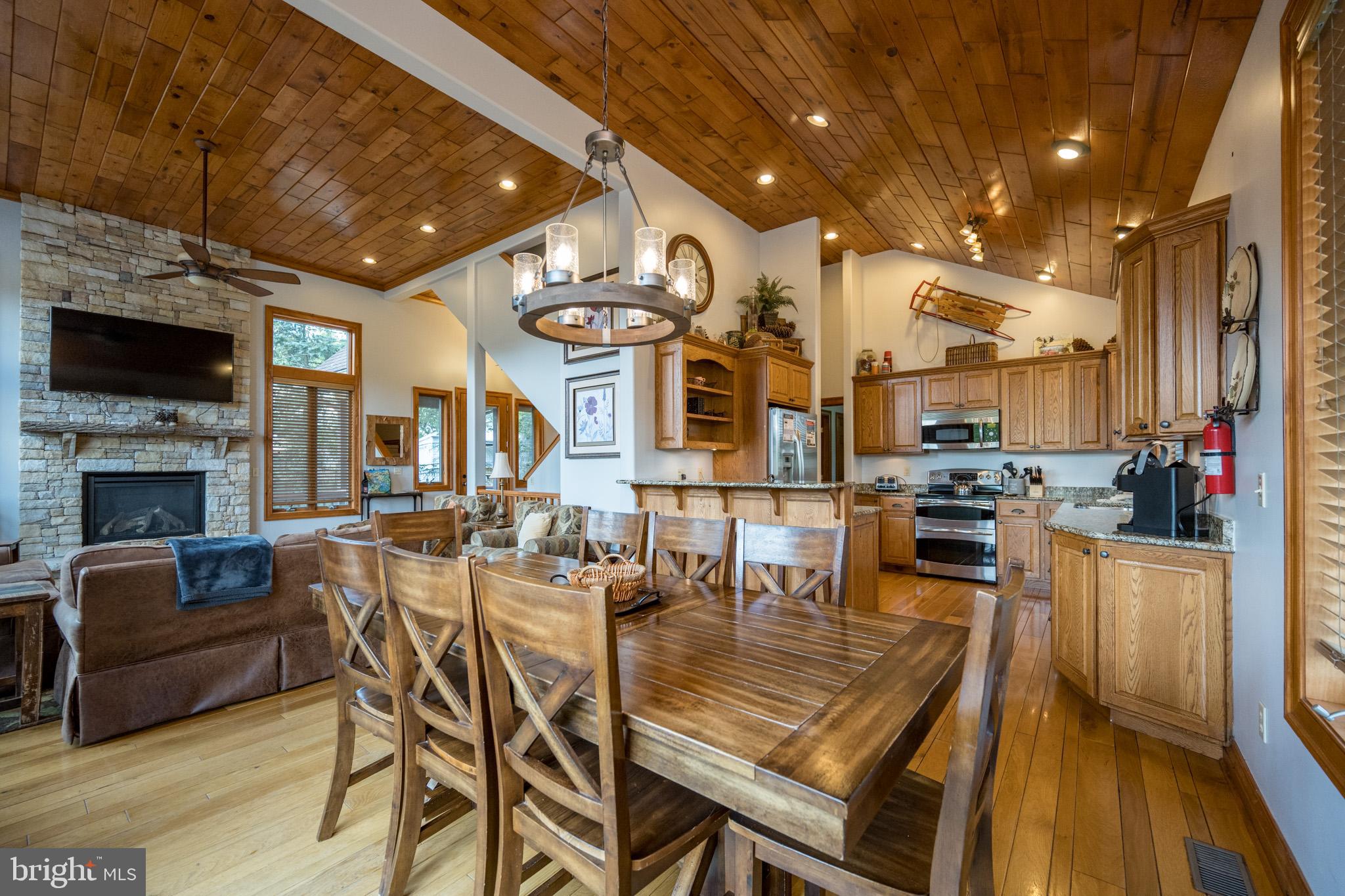 WALTONS LANDING - Residential