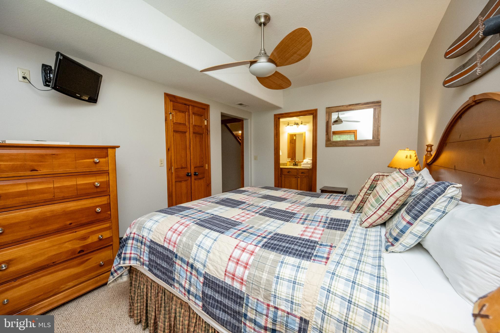 WALTONS LANDING - Residential