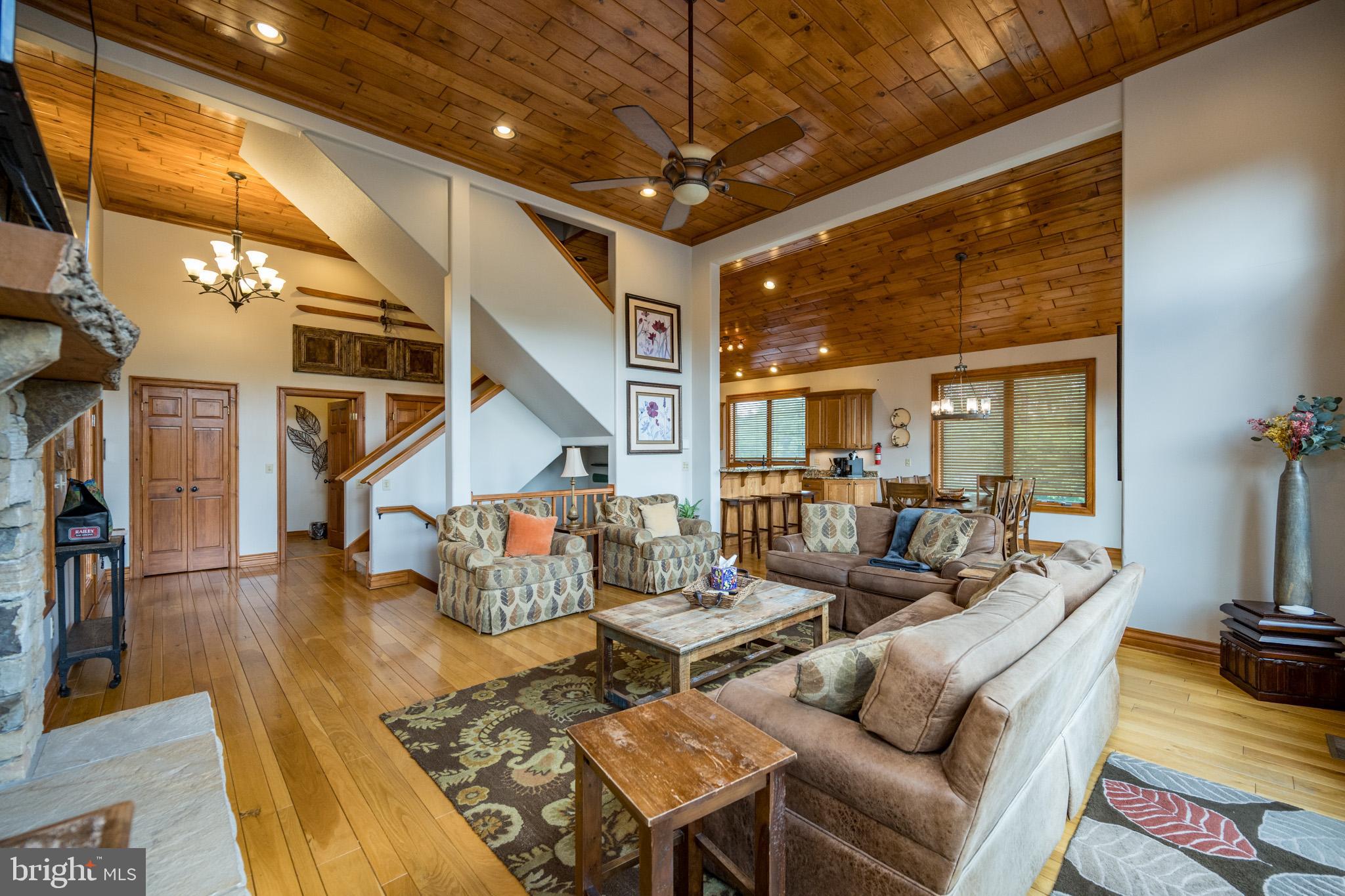 WALTONS LANDING - Residential