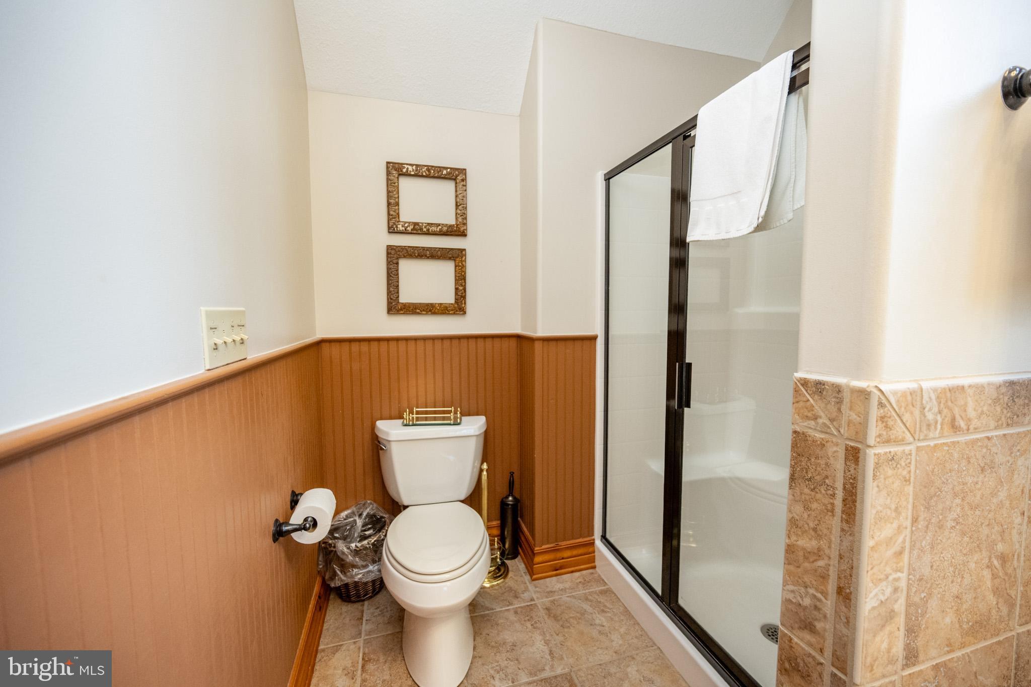 WALTONS LANDING - Residential