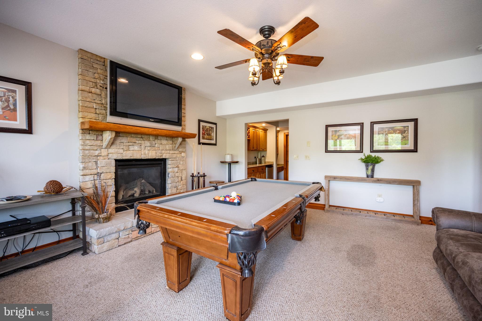 WALTONS LANDING - Residential