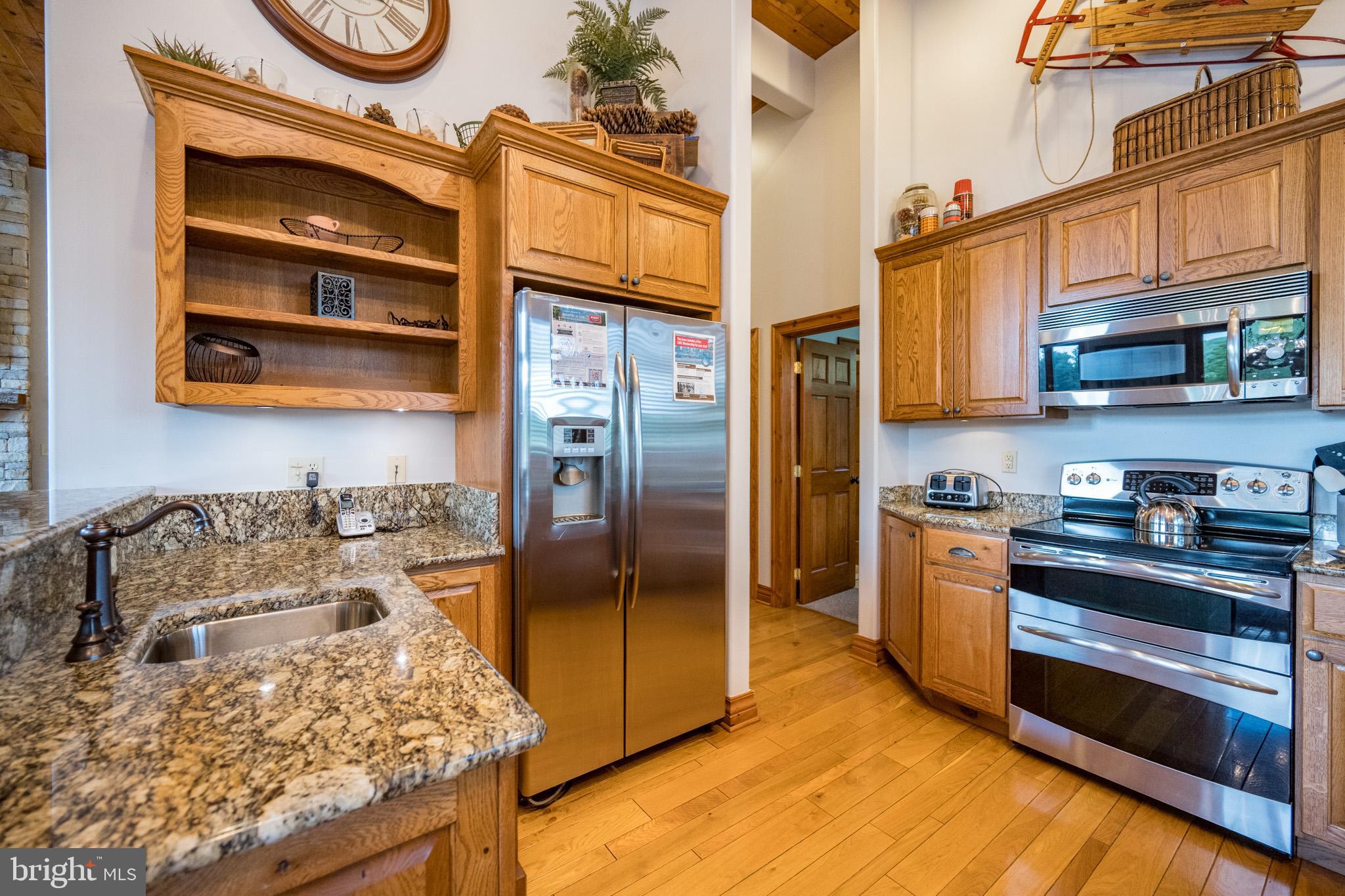 WALTONS LANDING - Residential