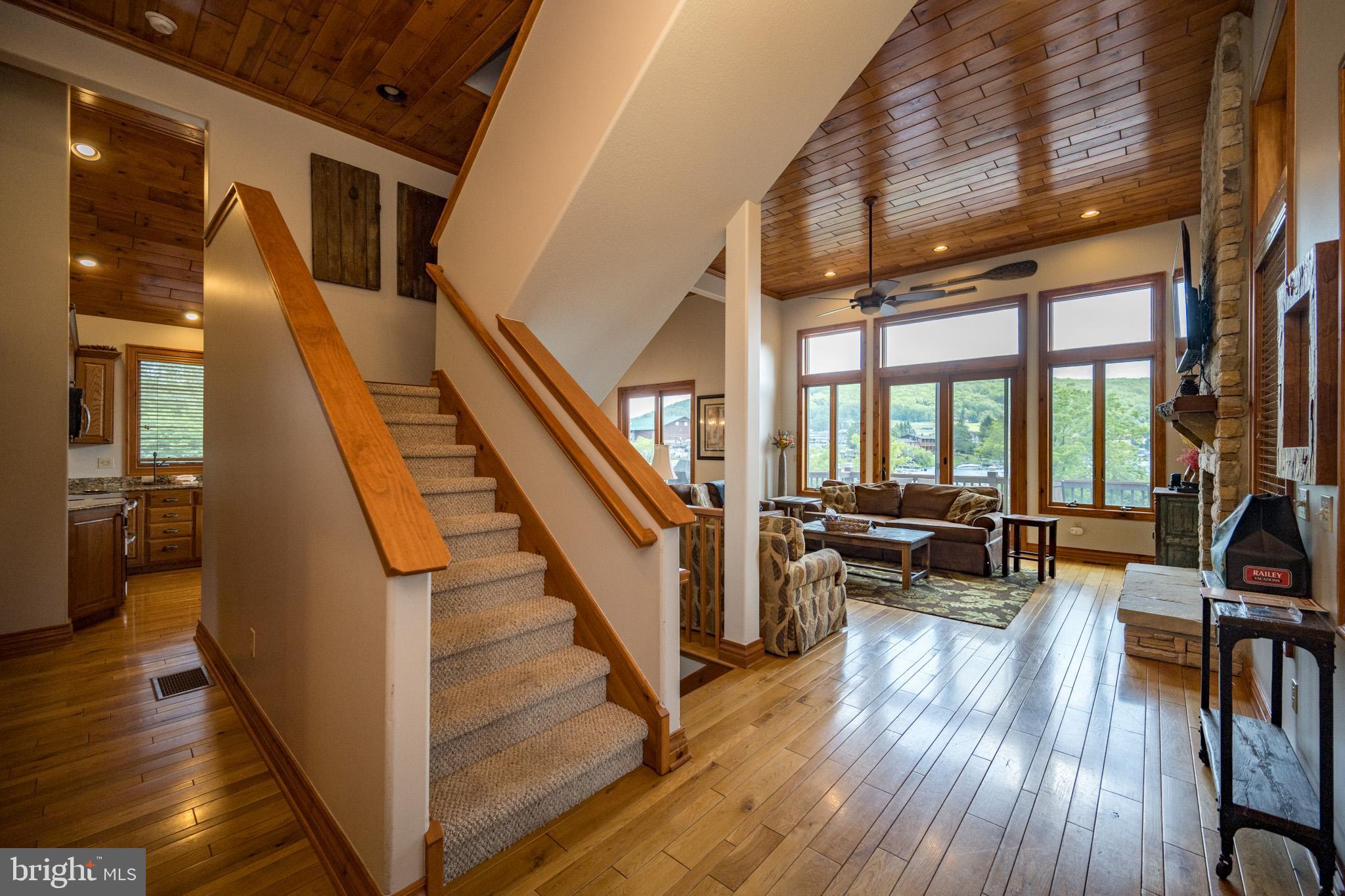 WALTONS LANDING - Residential