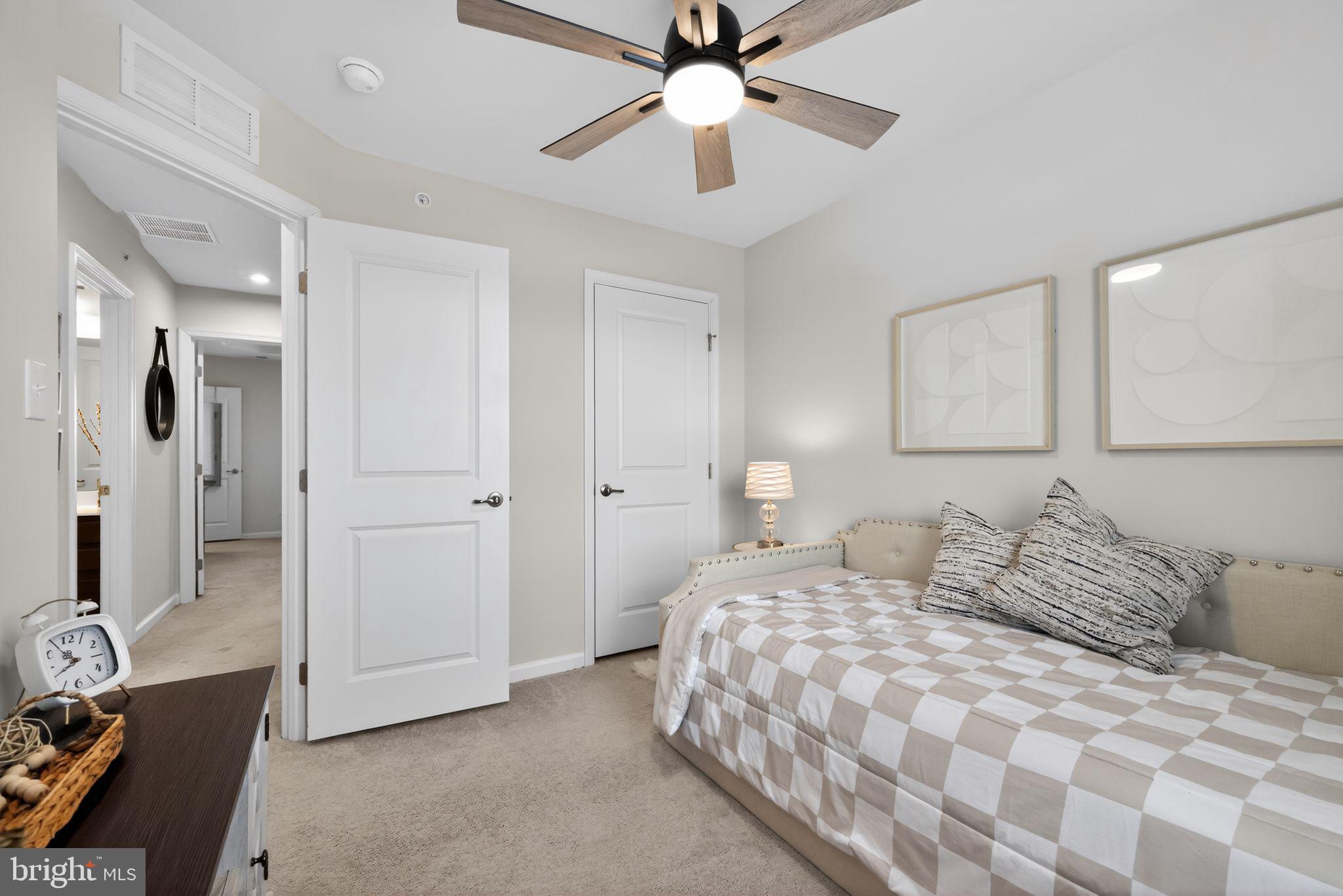 DUBLIN CROSSING - Residential