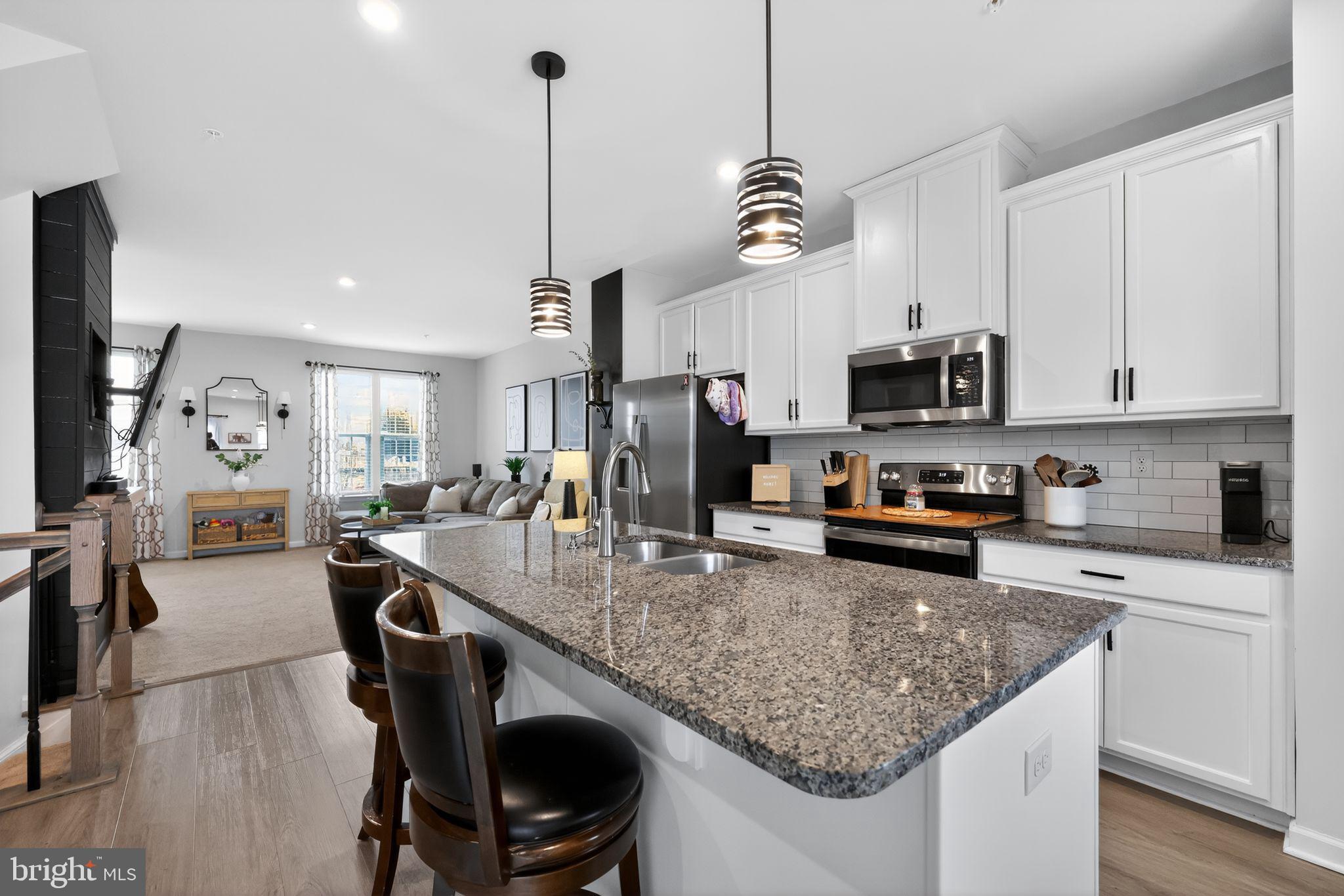 DUBLIN CROSSING - Residential