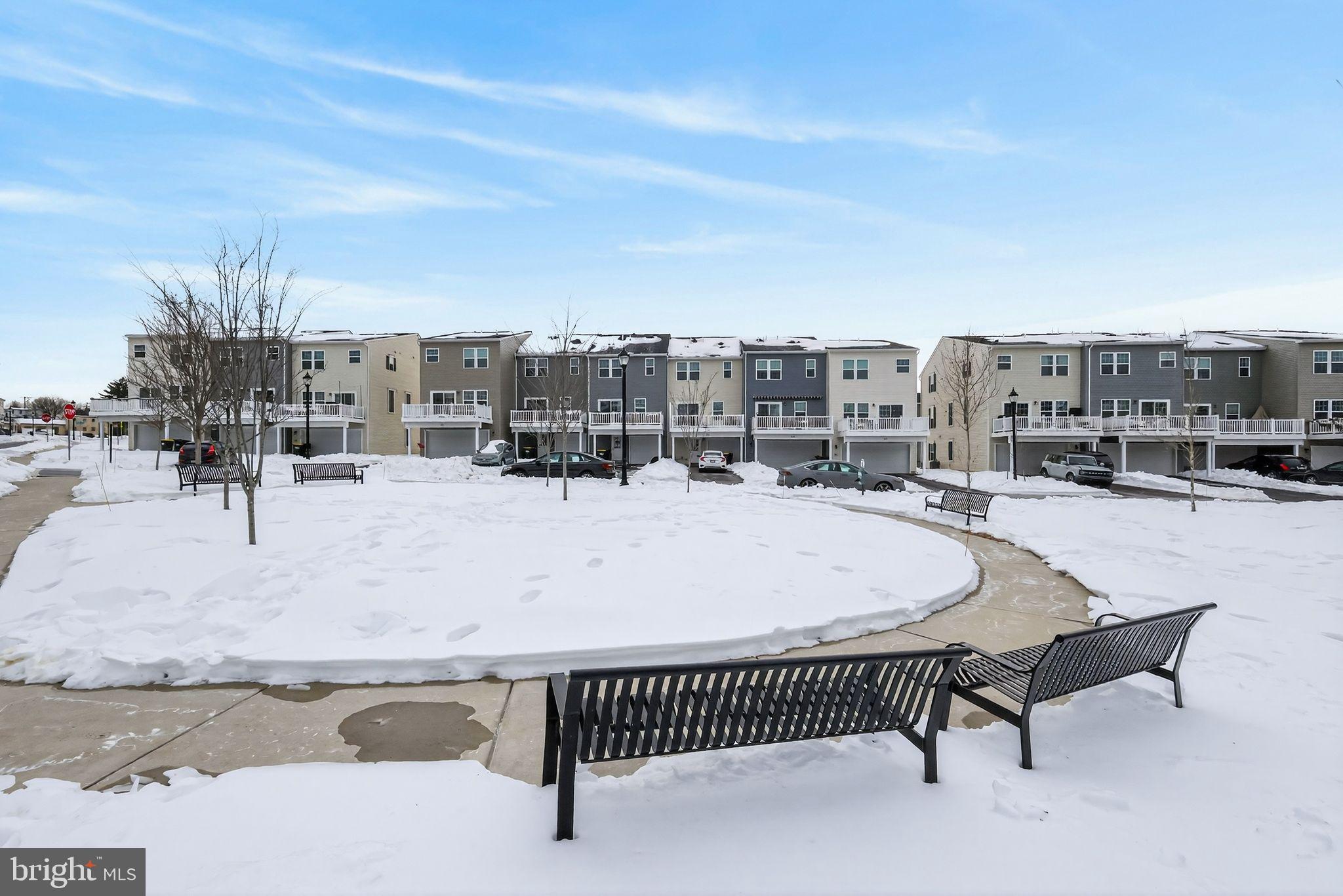 DUBLIN CROSSING - Residential