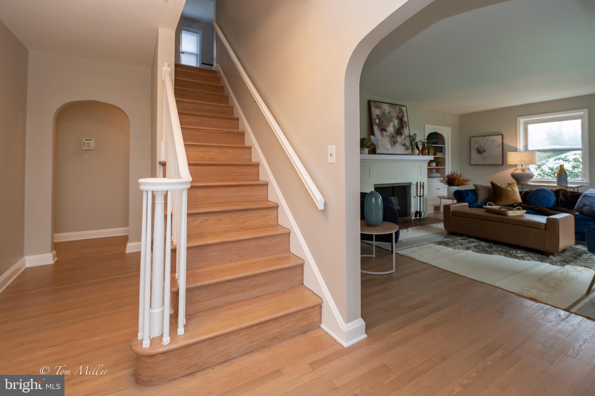 HAMPTON VILLAGE - Residential