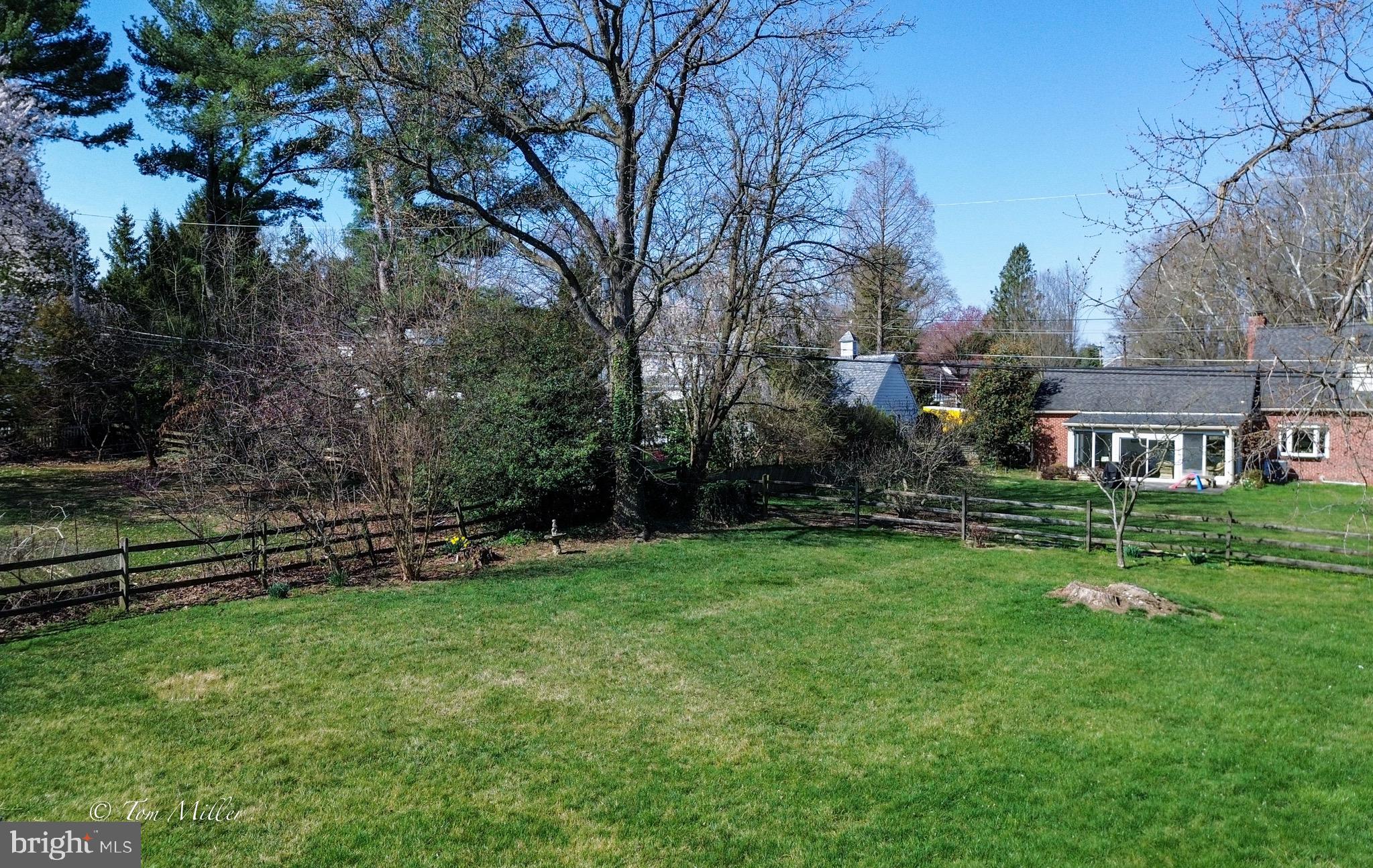 HAMPTON VILLAGE - Residential