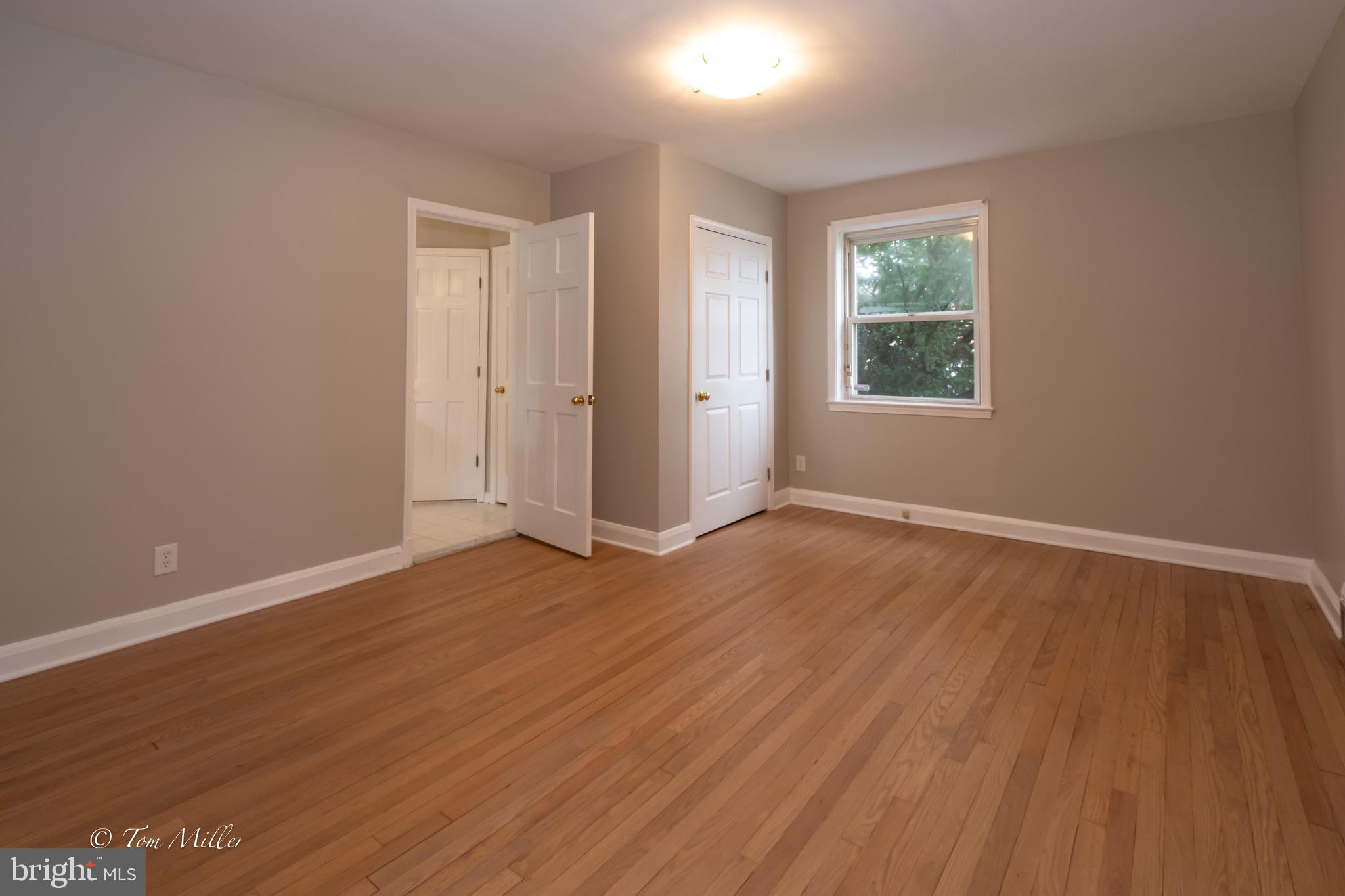 HAMPTON VILLAGE - Residential