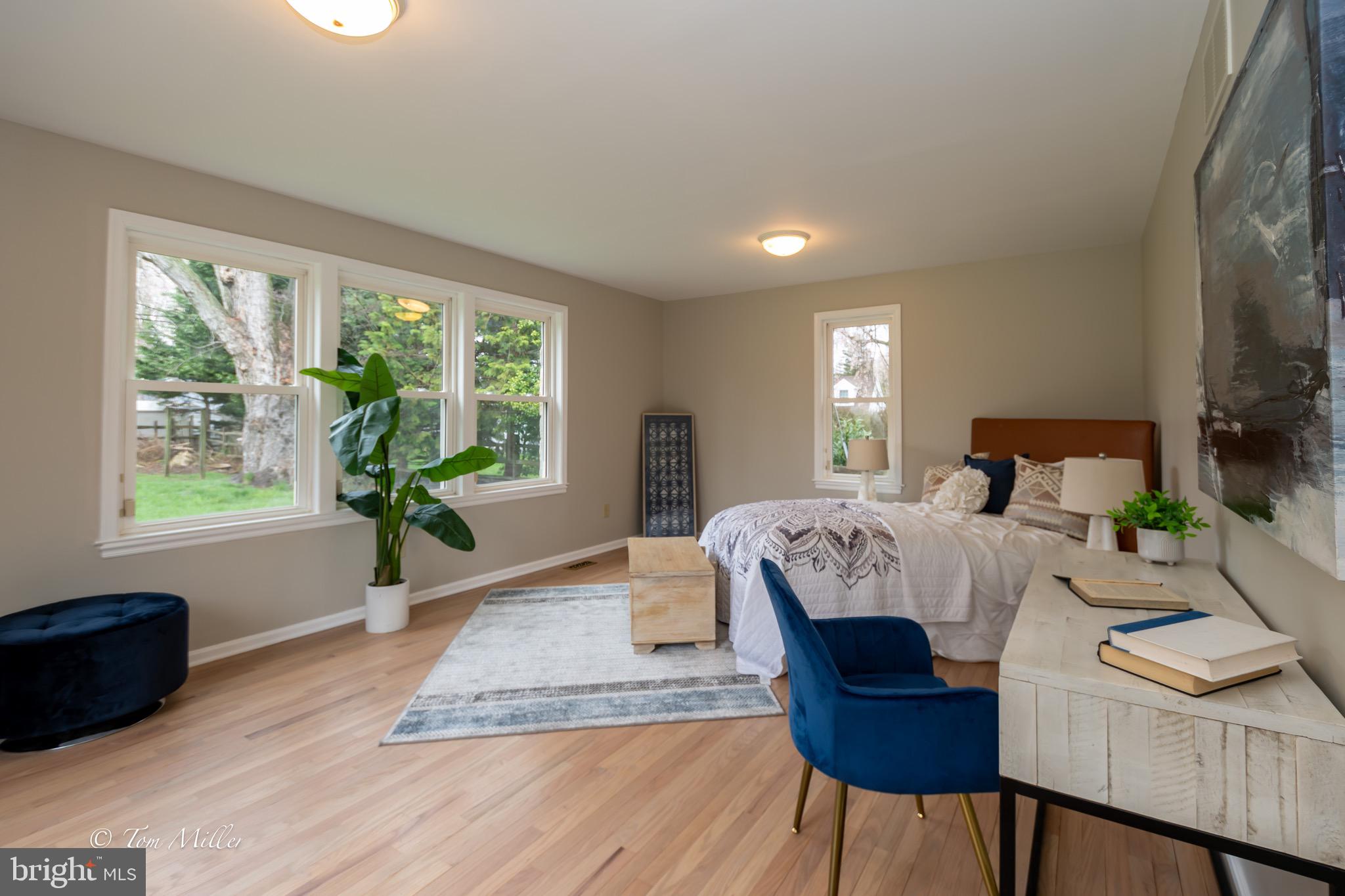 HAMPTON VILLAGE - Residential