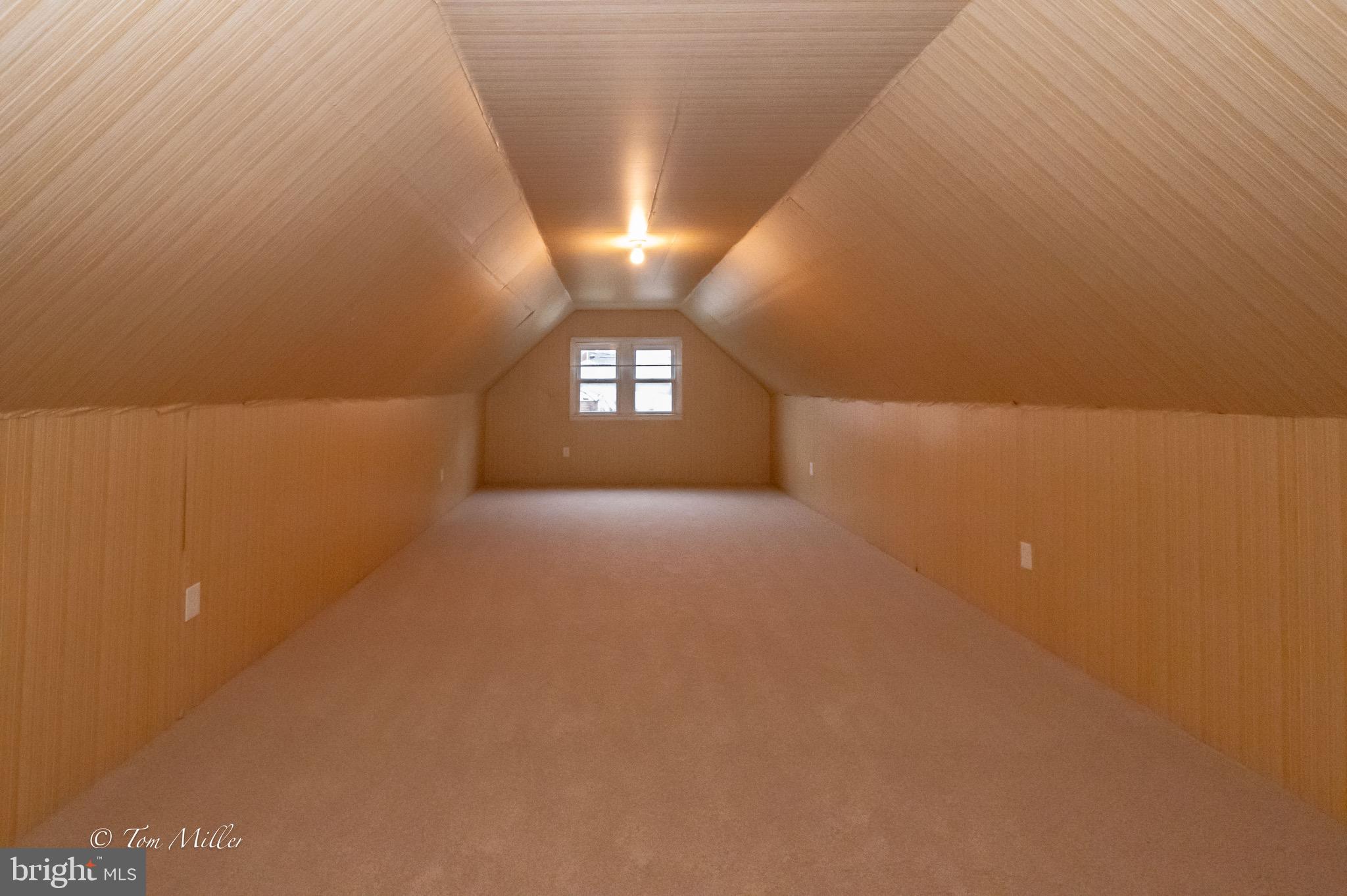 HAMPTON VILLAGE - Residential