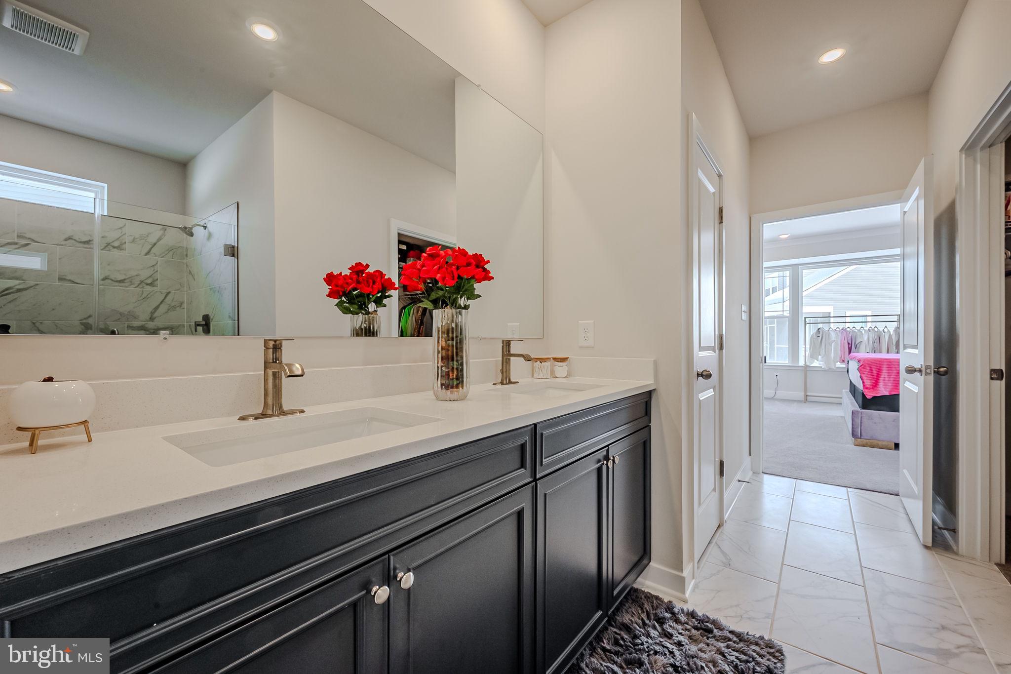 PLANTATION LAKES - Residential