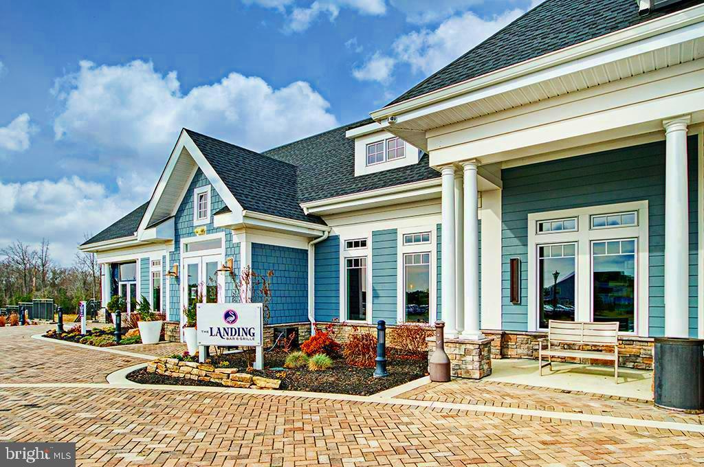 PLANTATION LAKES - Residential