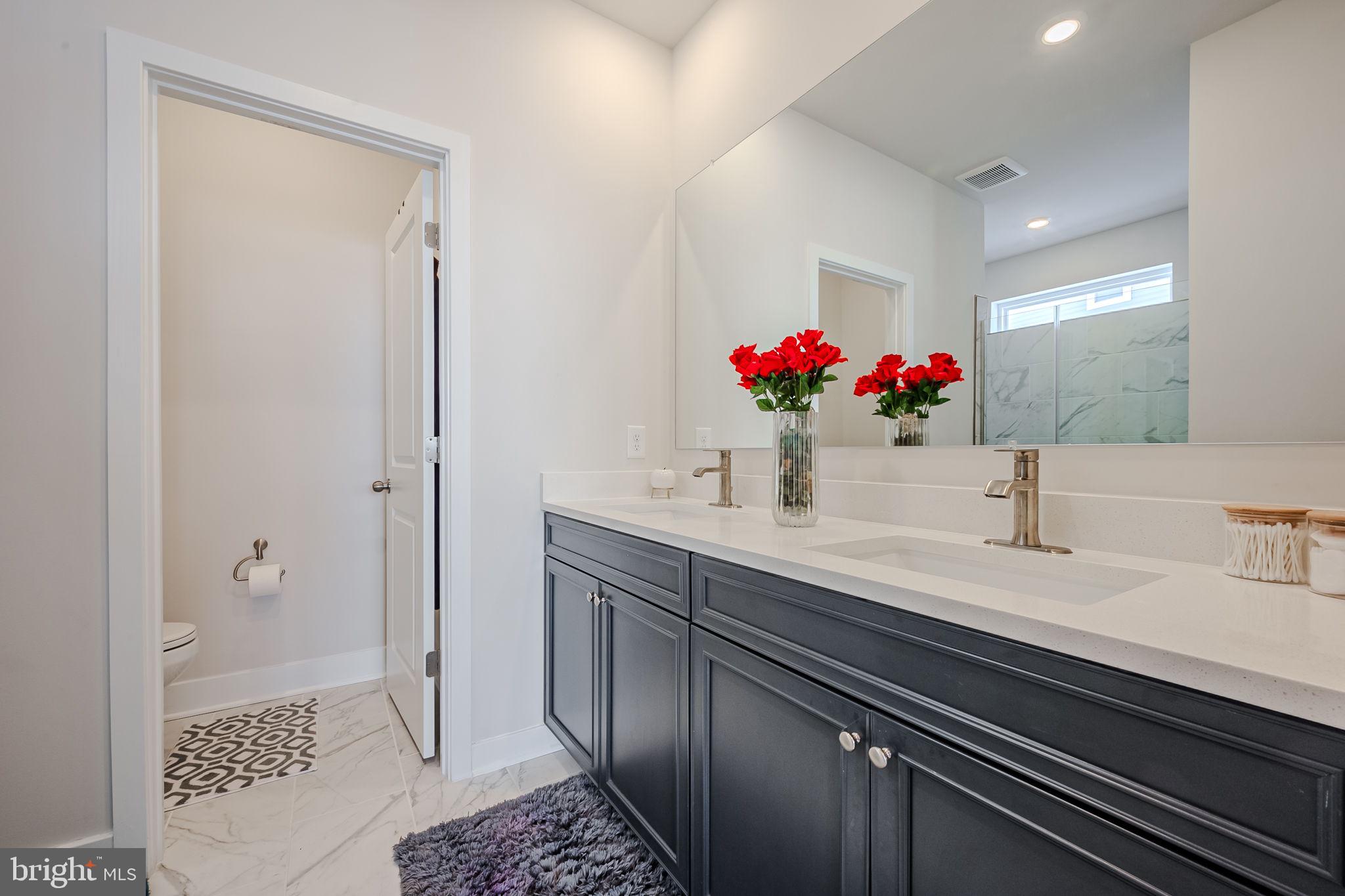 PLANTATION LAKES - Residential