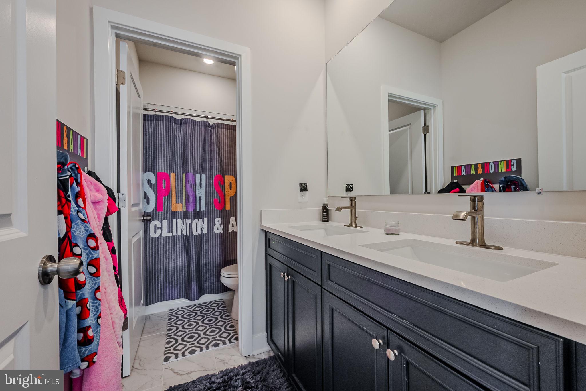 PLANTATION LAKES - Residential