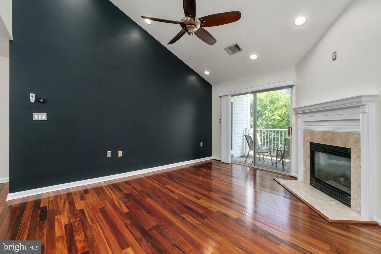 LARGO TOWN CENTER CONDOMINIUMS - Residential Lease