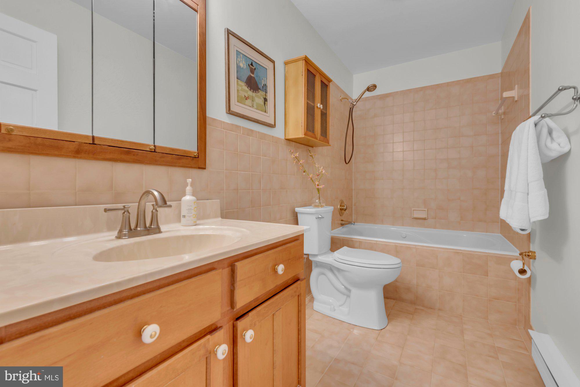 SHORE ACRES - Residential