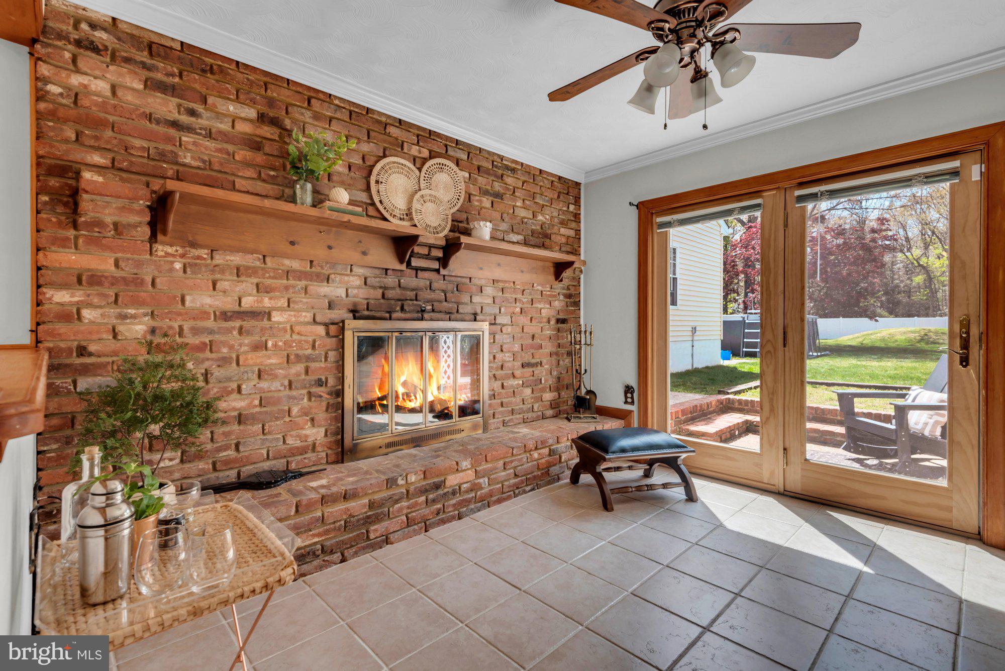 SHORE ACRES - Residential