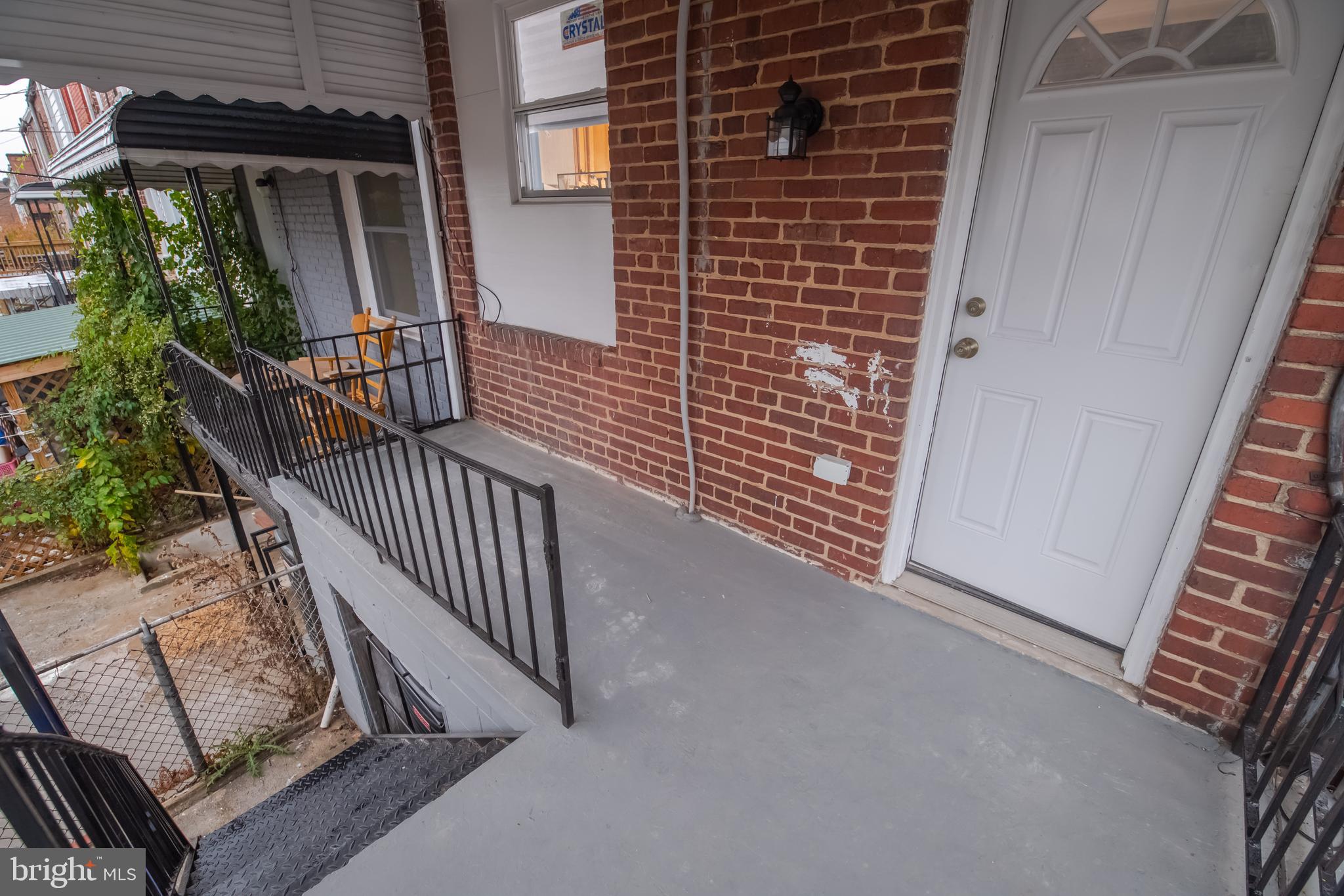 BROADWAY EAST - Residential