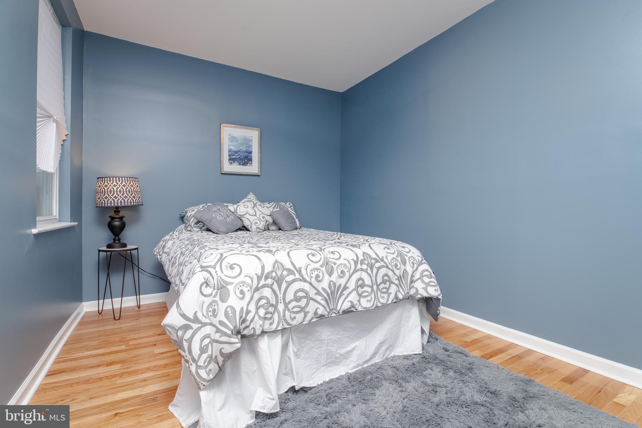 BROADWAY EAST - Residential