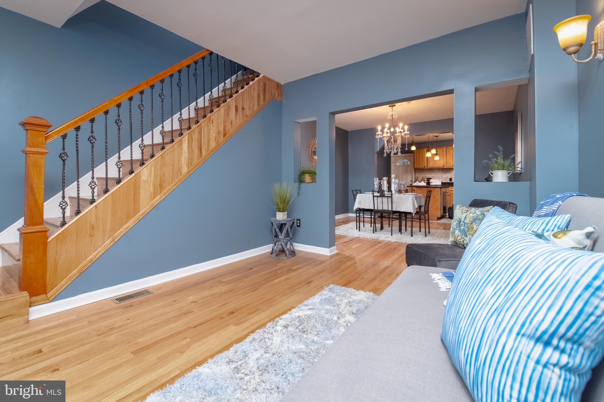 BROADWAY EAST - Residential