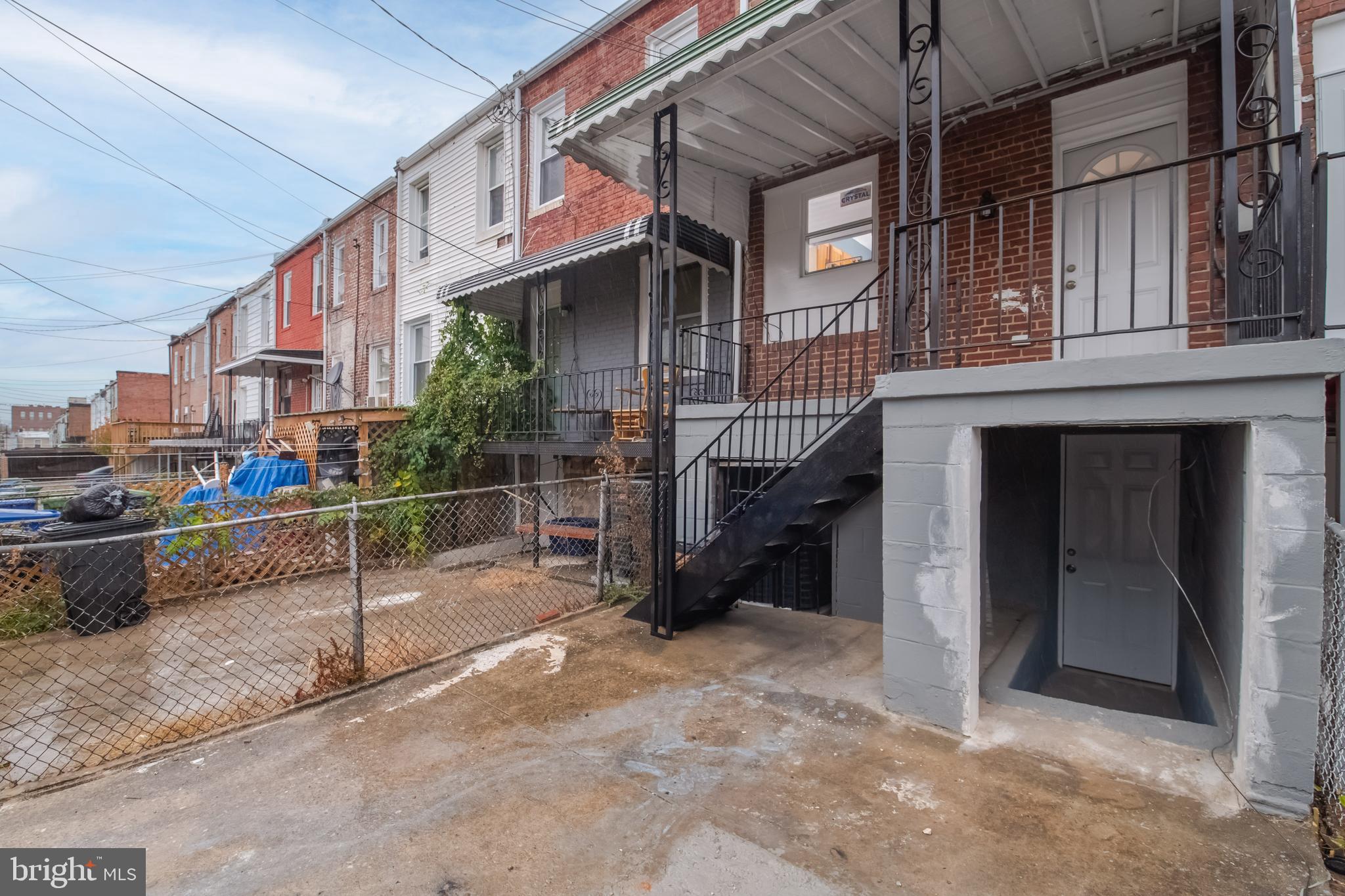 BROADWAY EAST - Residential