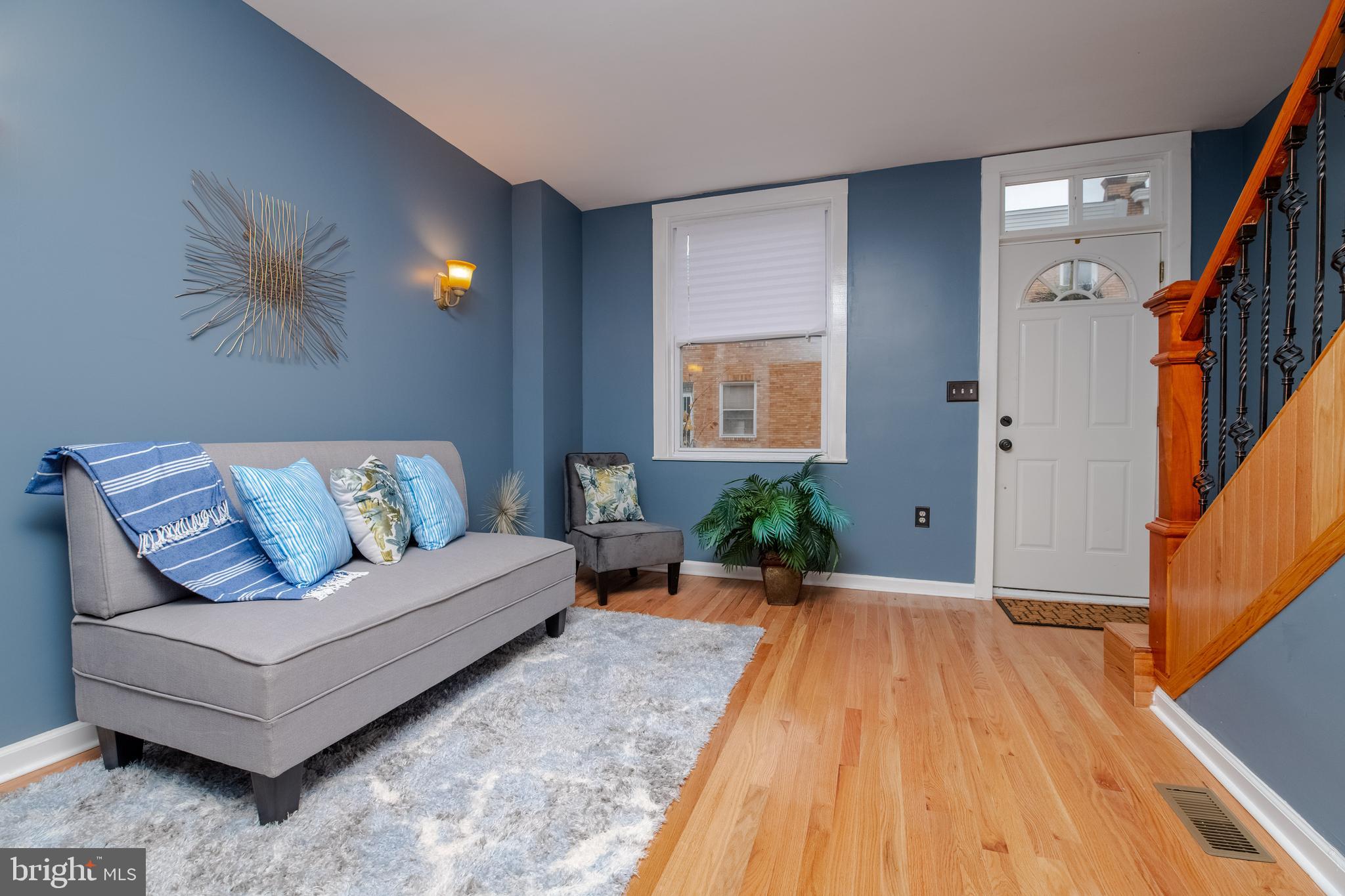 BROADWAY EAST - Residential