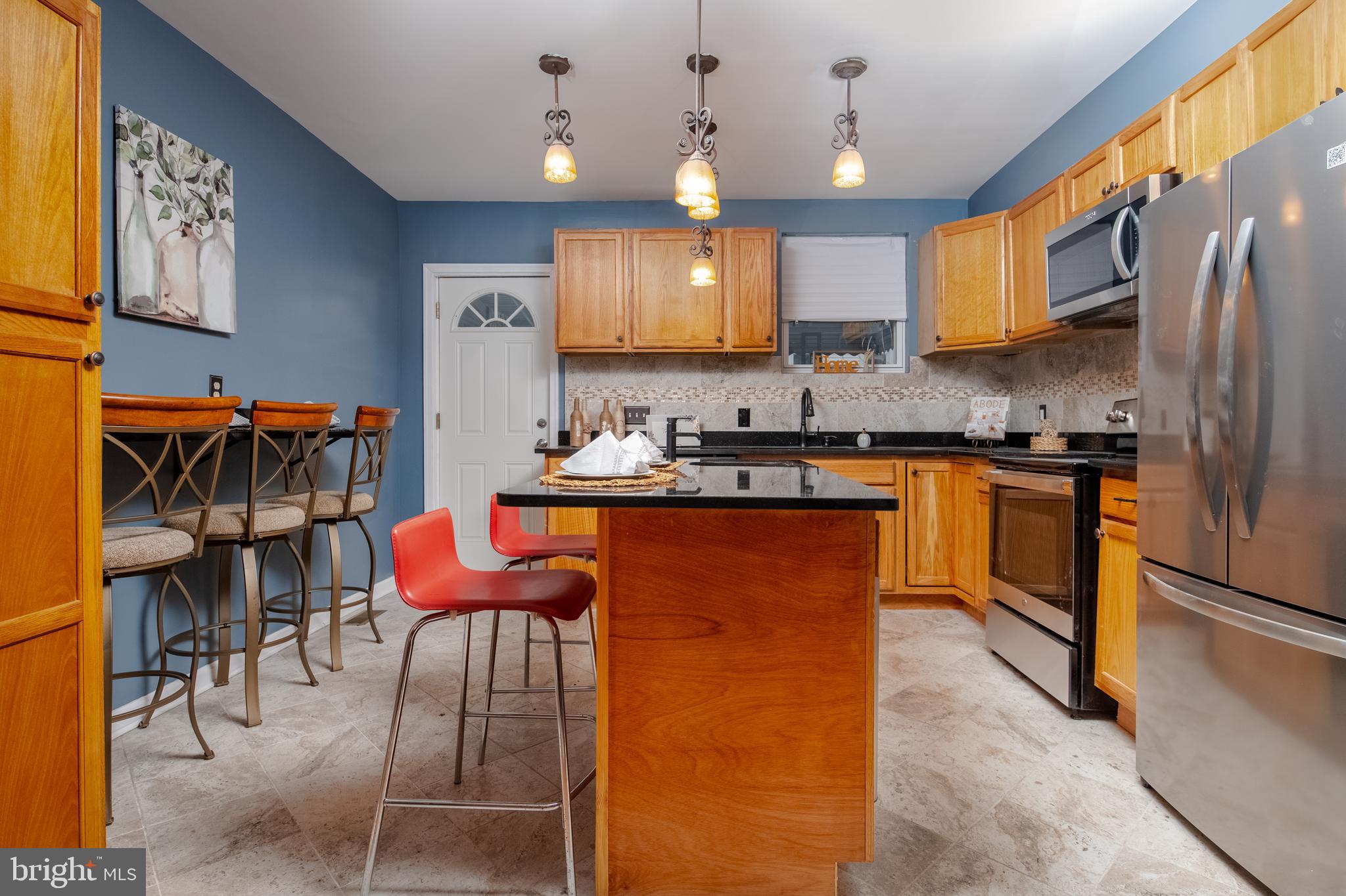 BROADWAY EAST - Residential