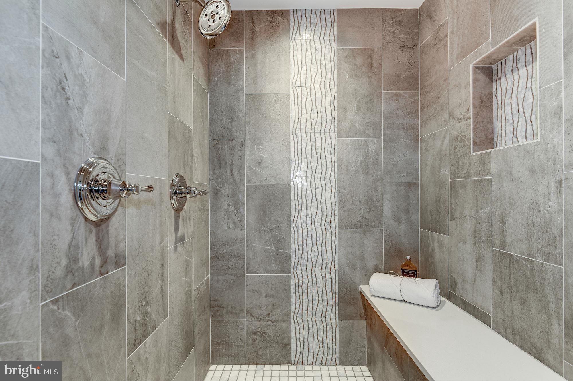 CHESTERBROOK WOODS - Residential