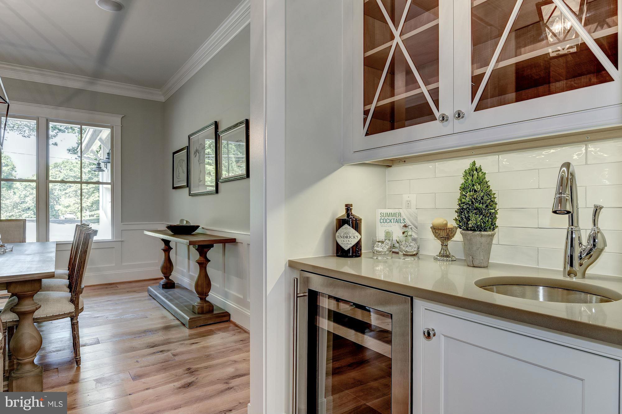 CHESTERBROOK WOODS - Residential