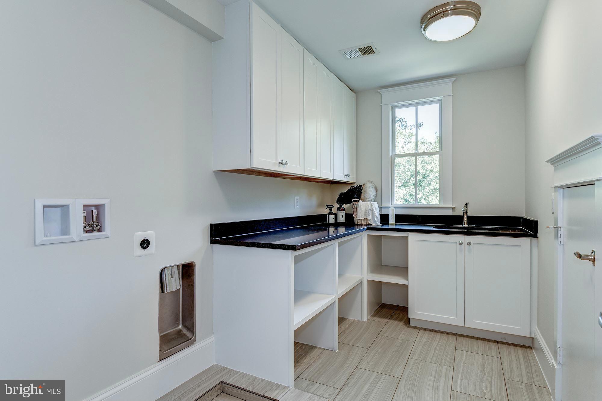 CHESTERBROOK WOODS - Residential